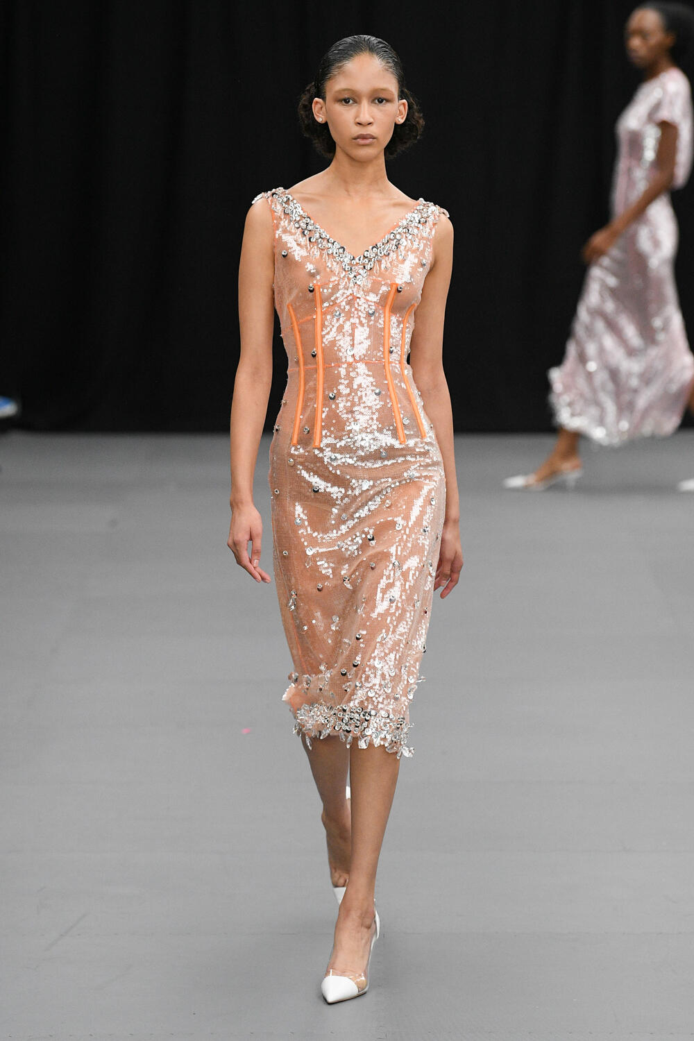 Look 12