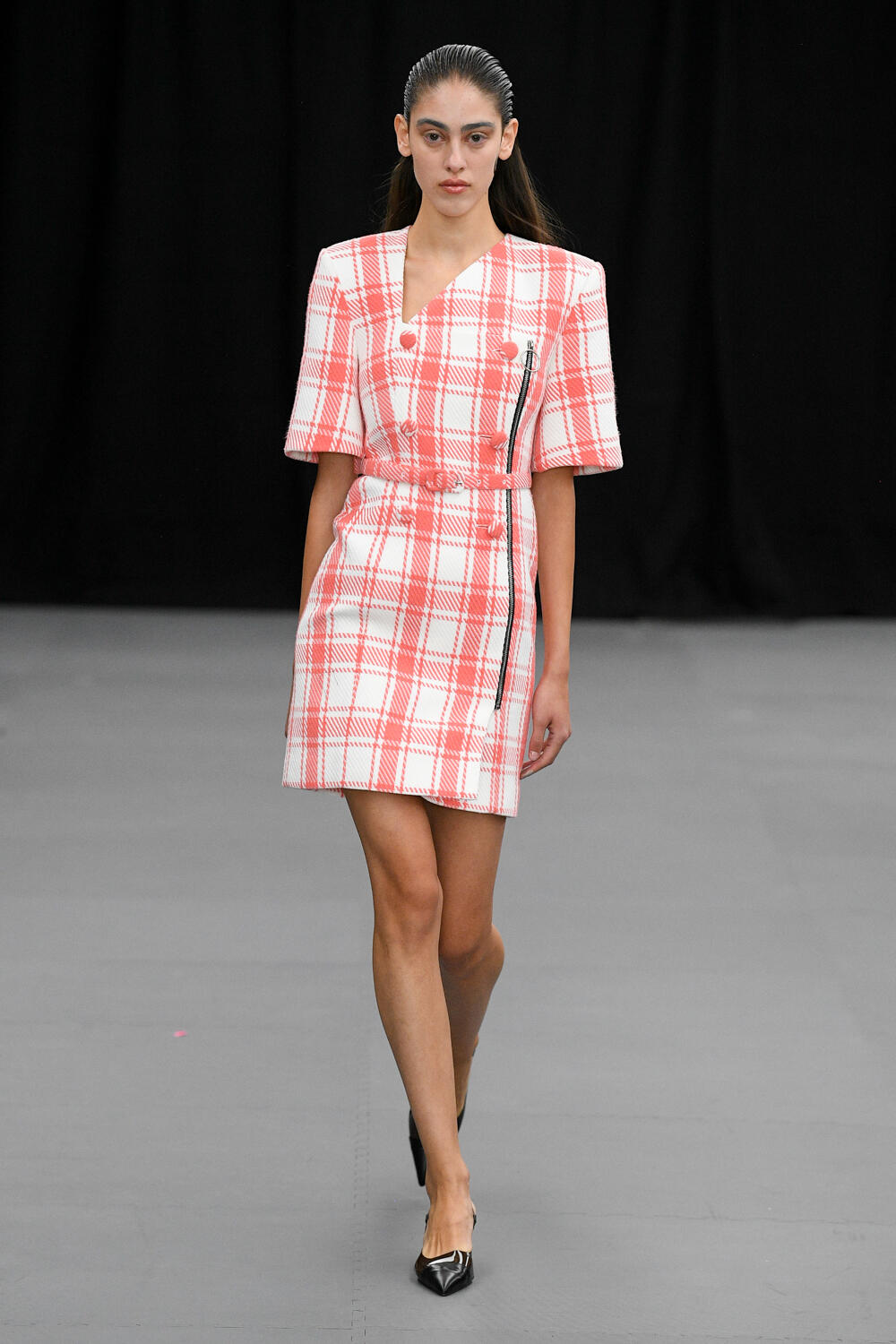 Look 14
