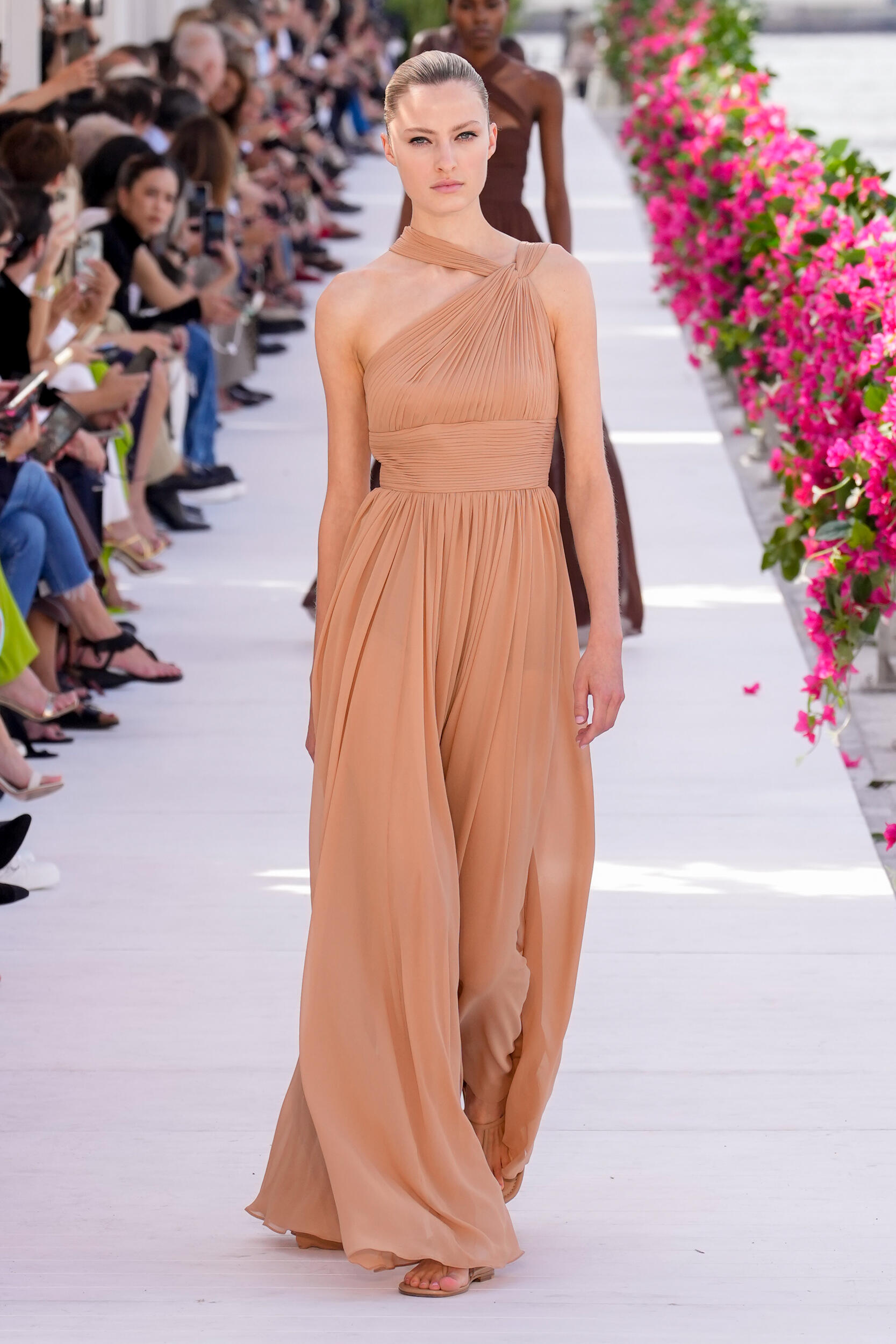 Look 63