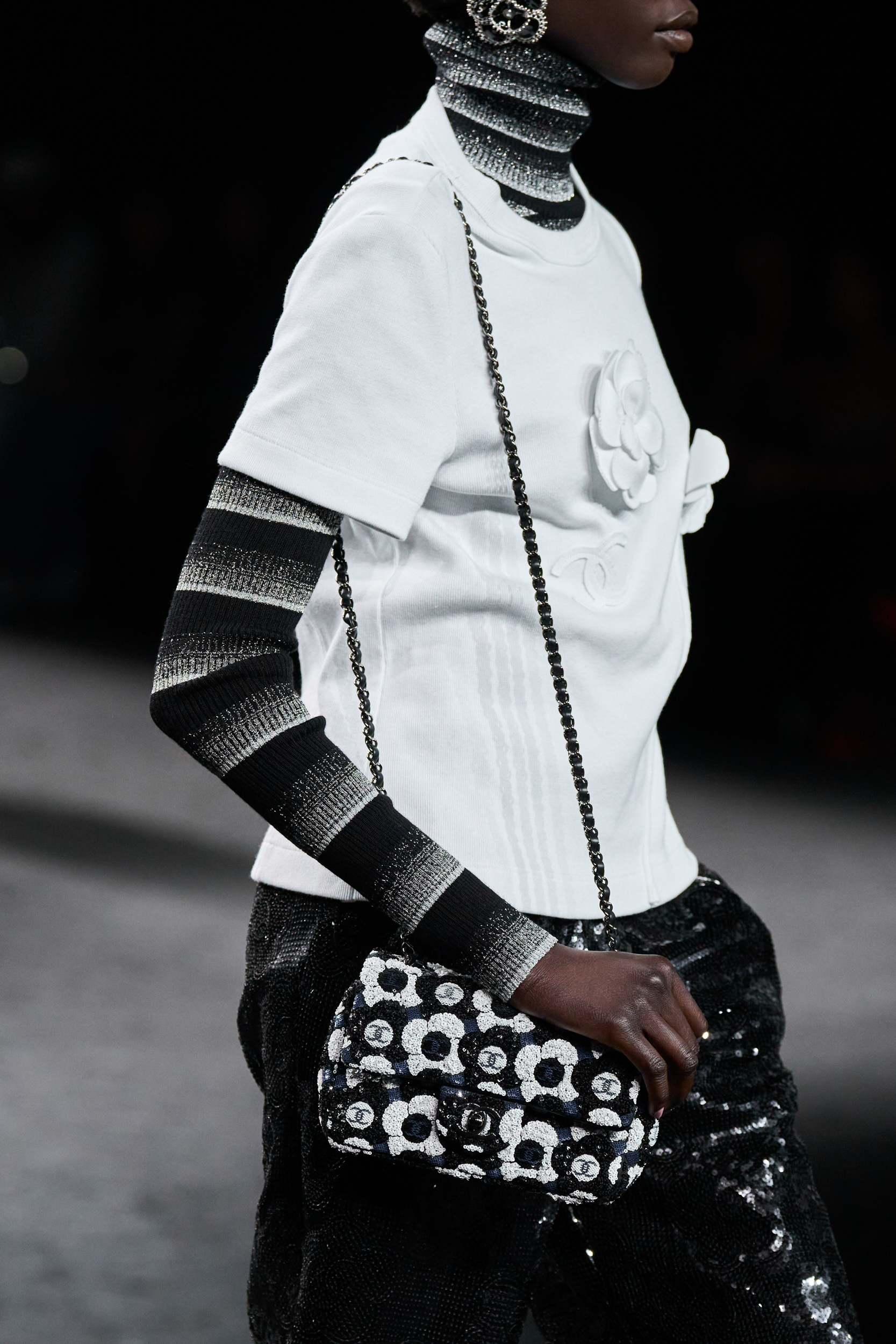 Accessories - Image 6