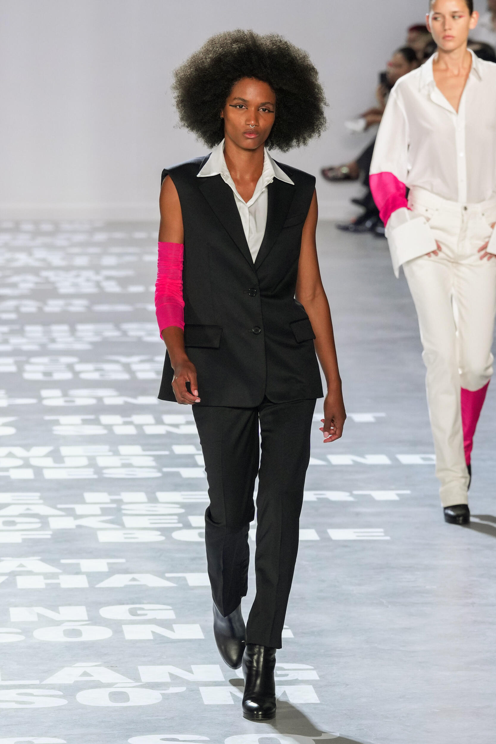 Look 7