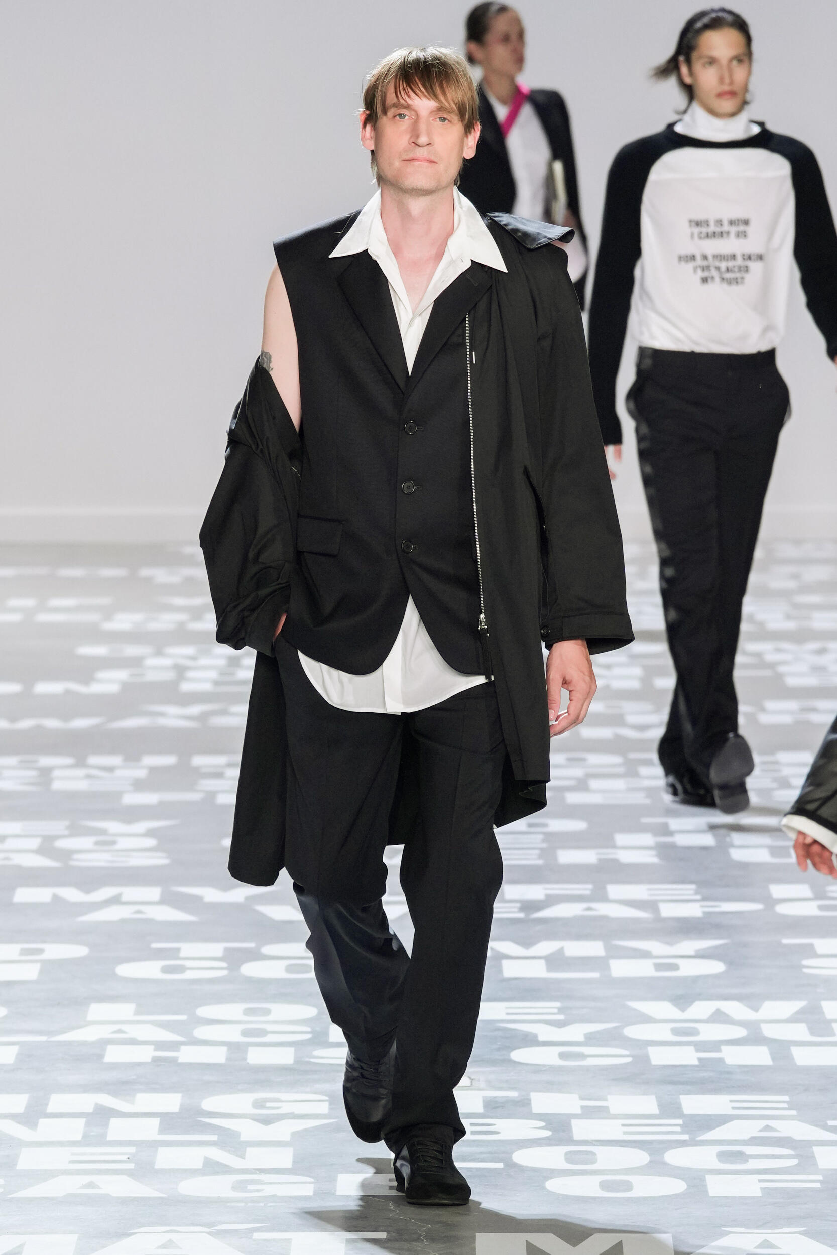 Look 8