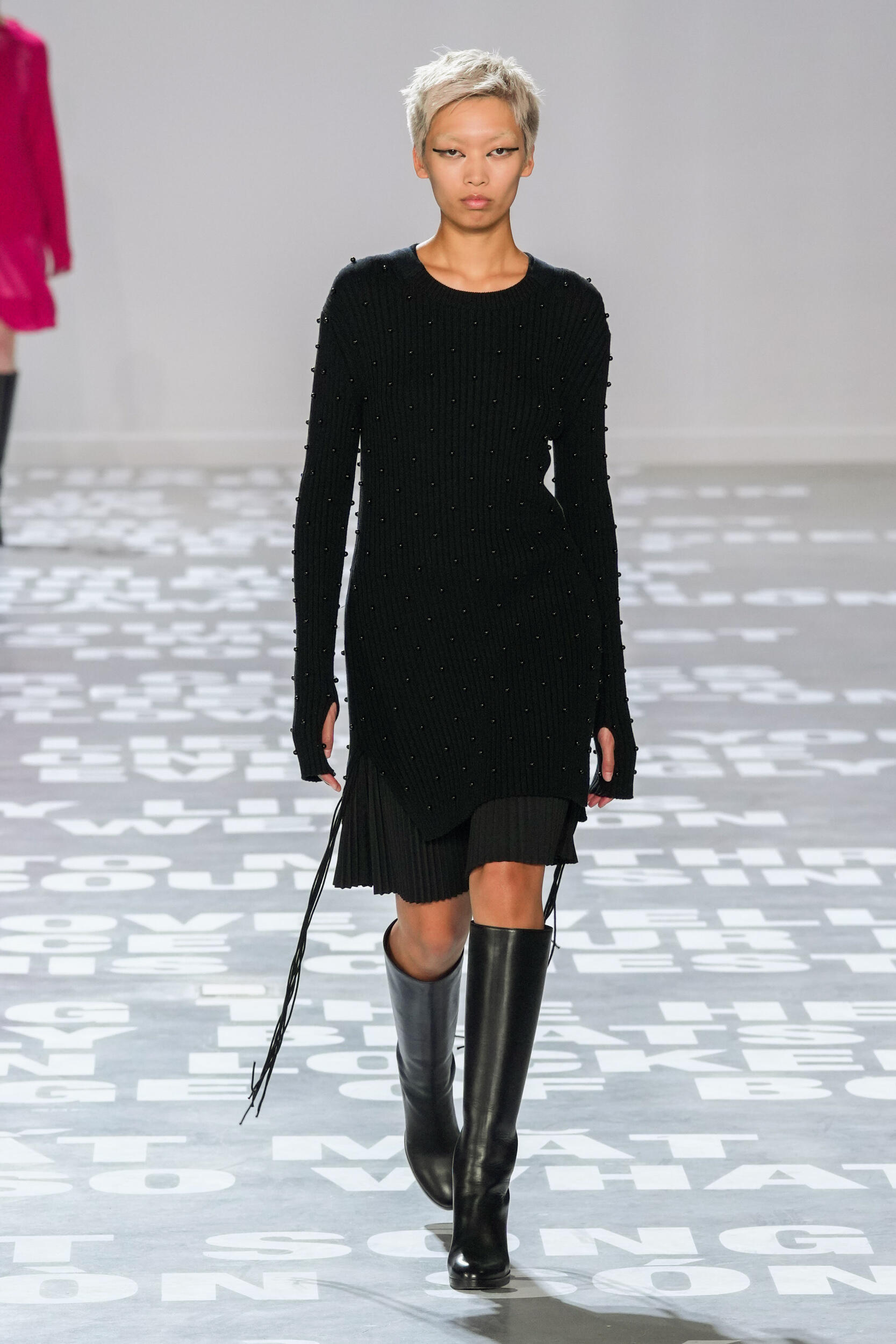 Look 12