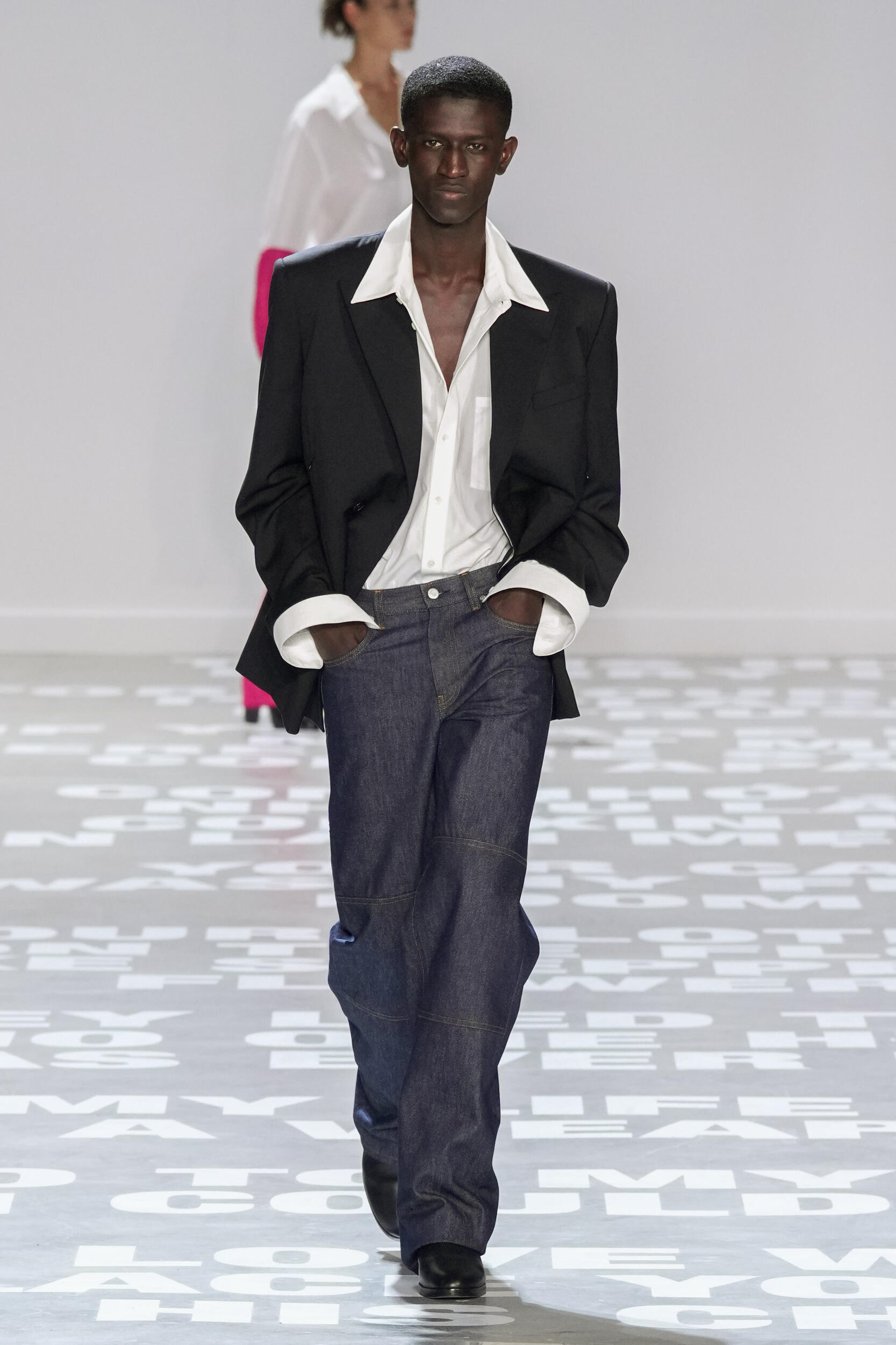 Look 13