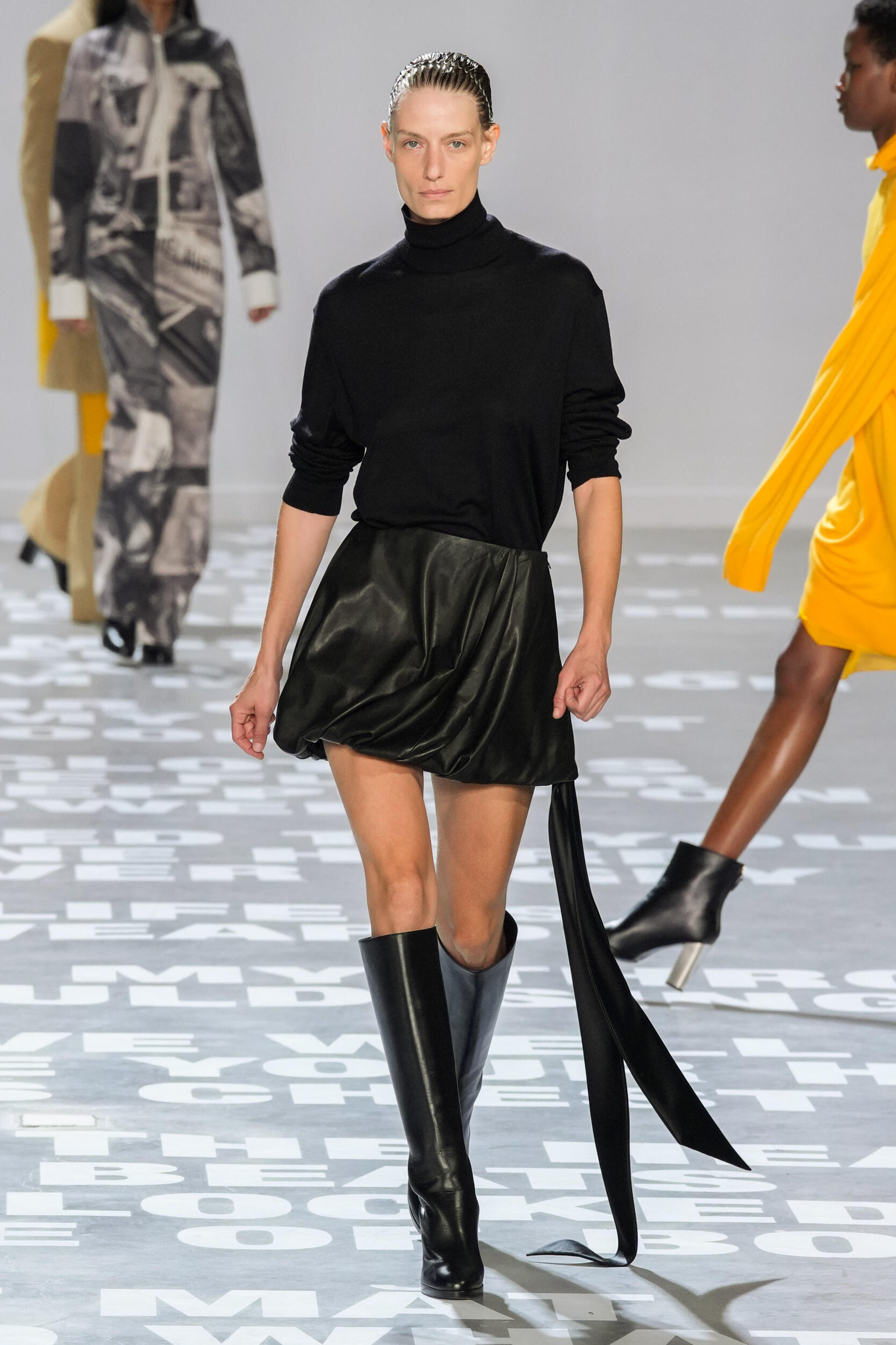Look 26