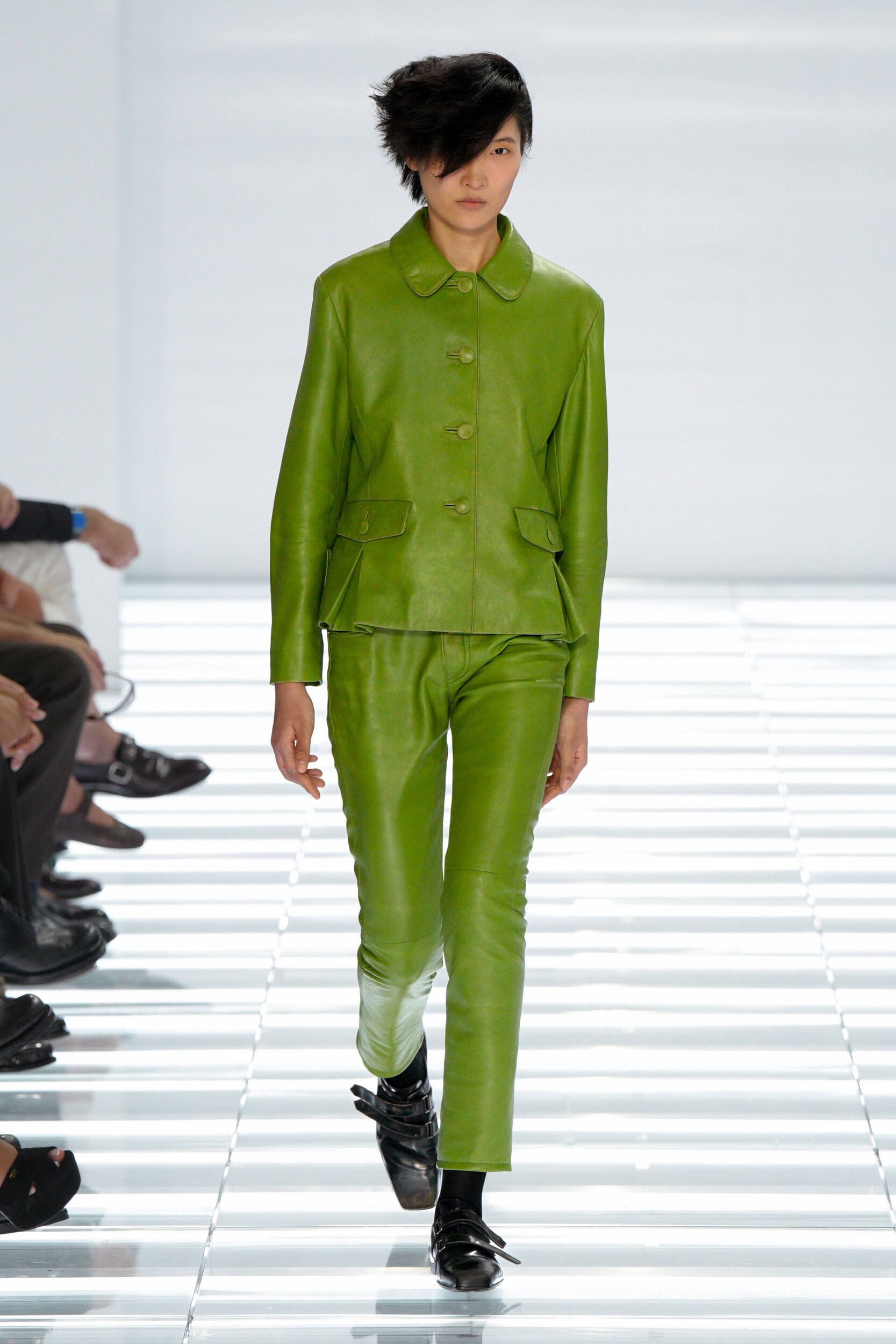 Look 18