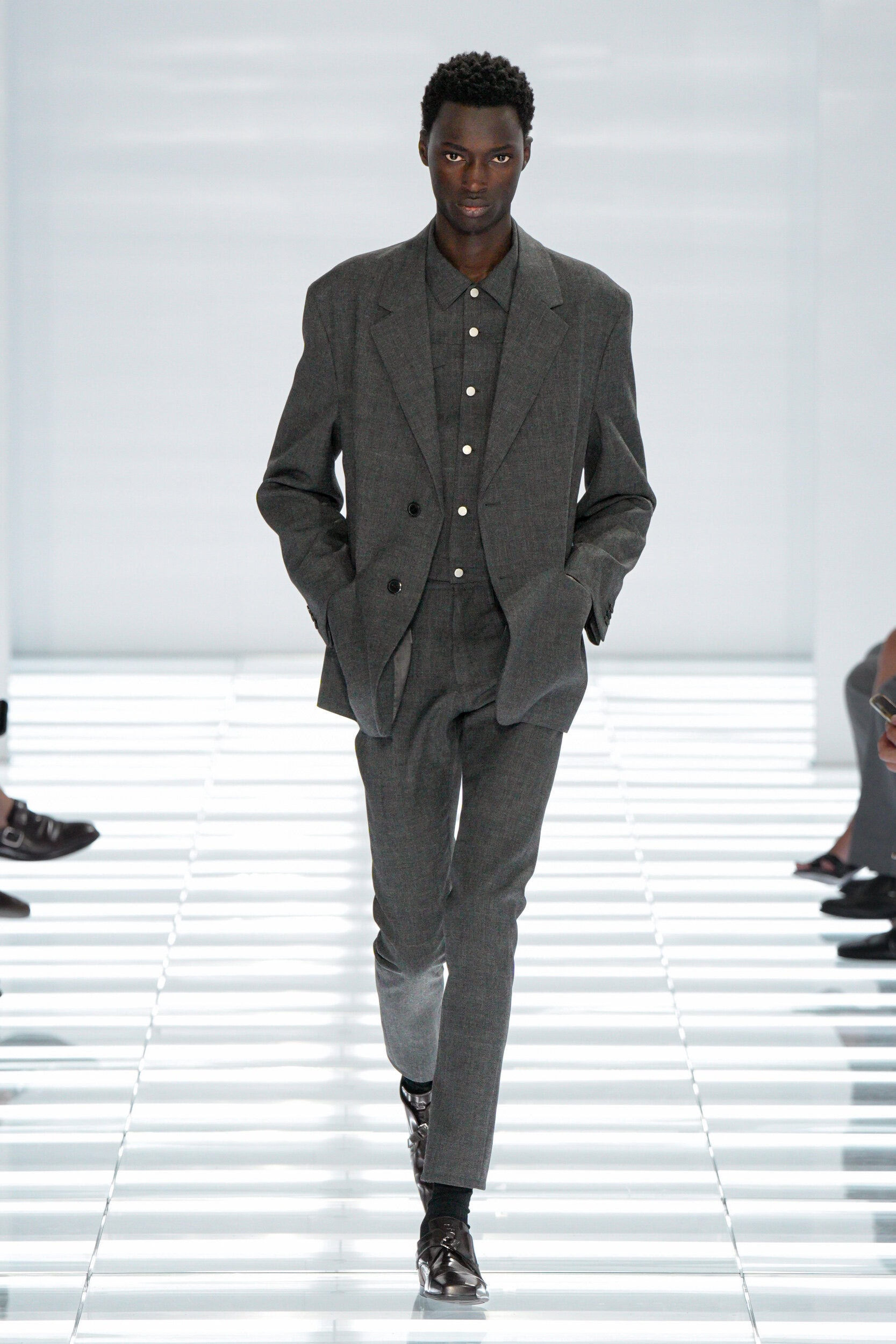 Look 28