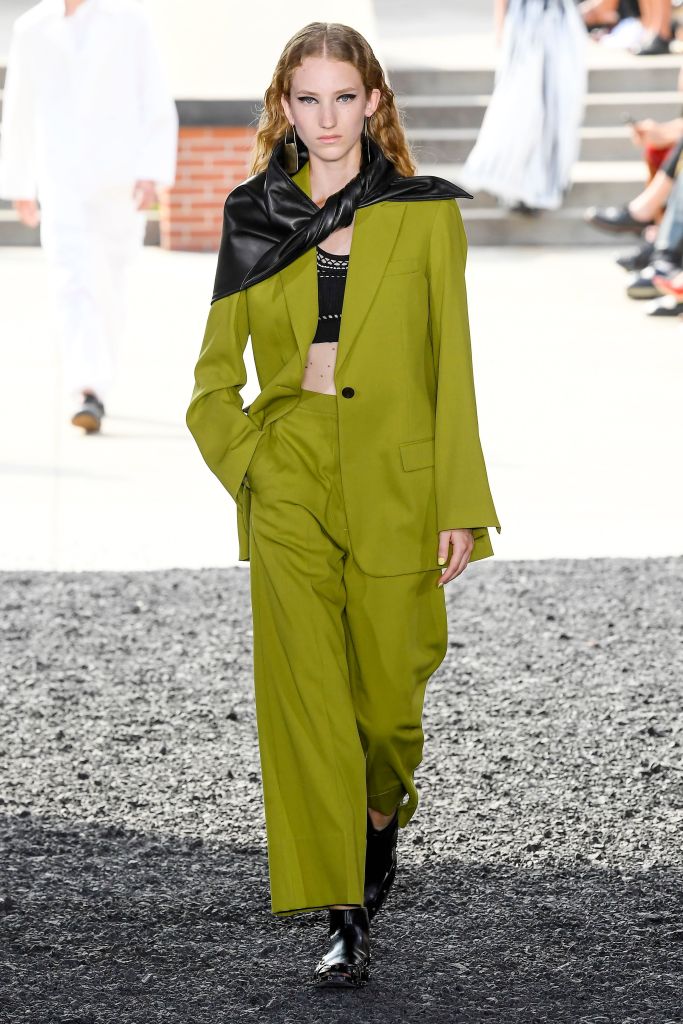 Look 11