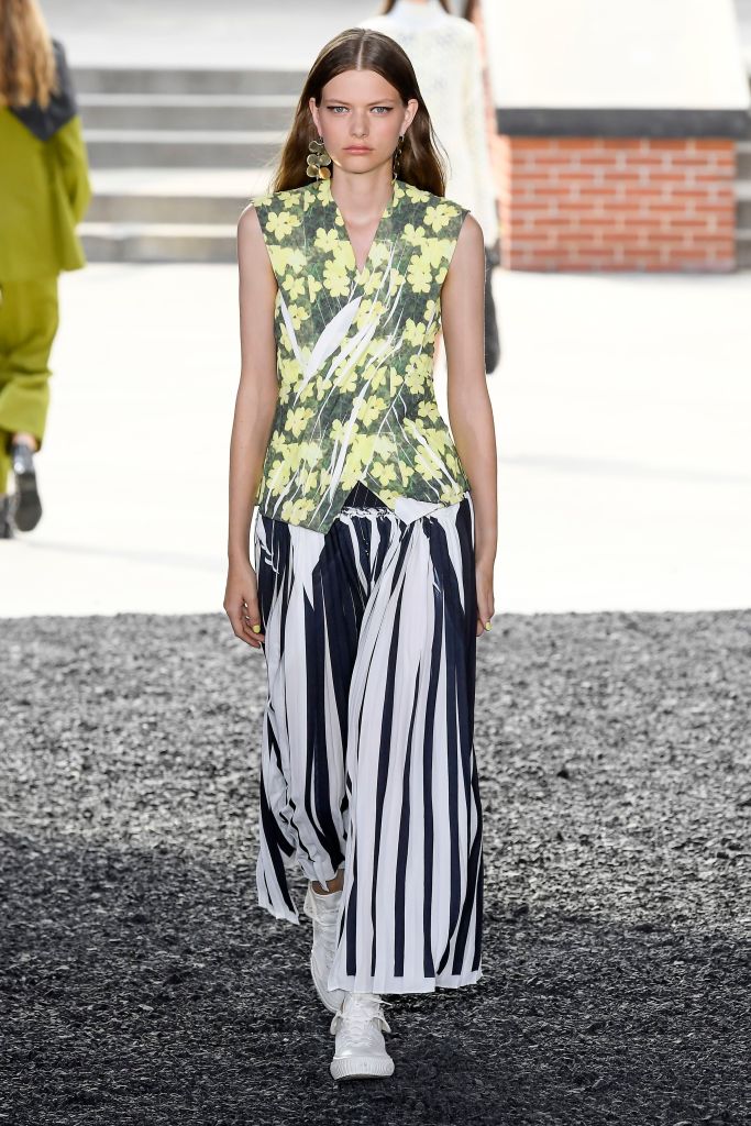 Look 13
