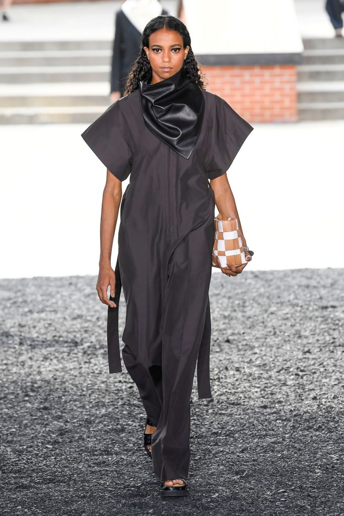 Look 24