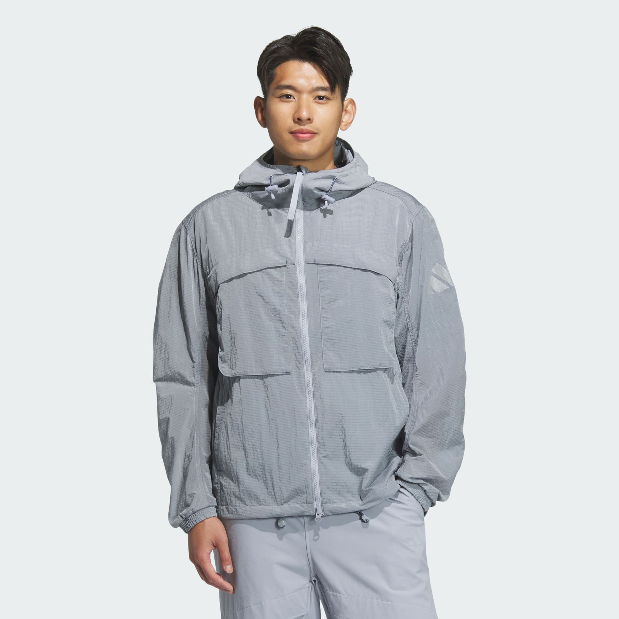 @adidas