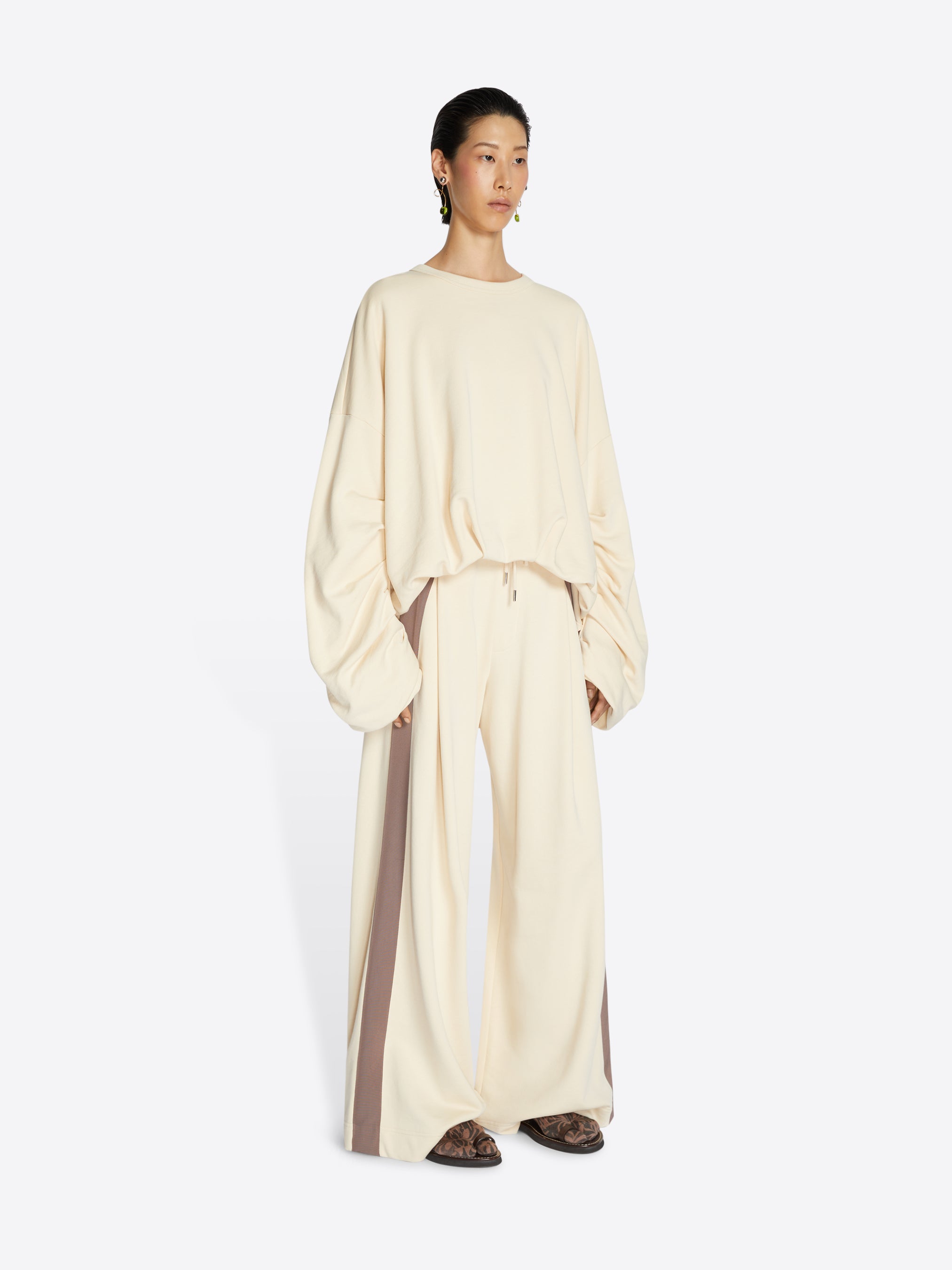 @Dries Van Noten
