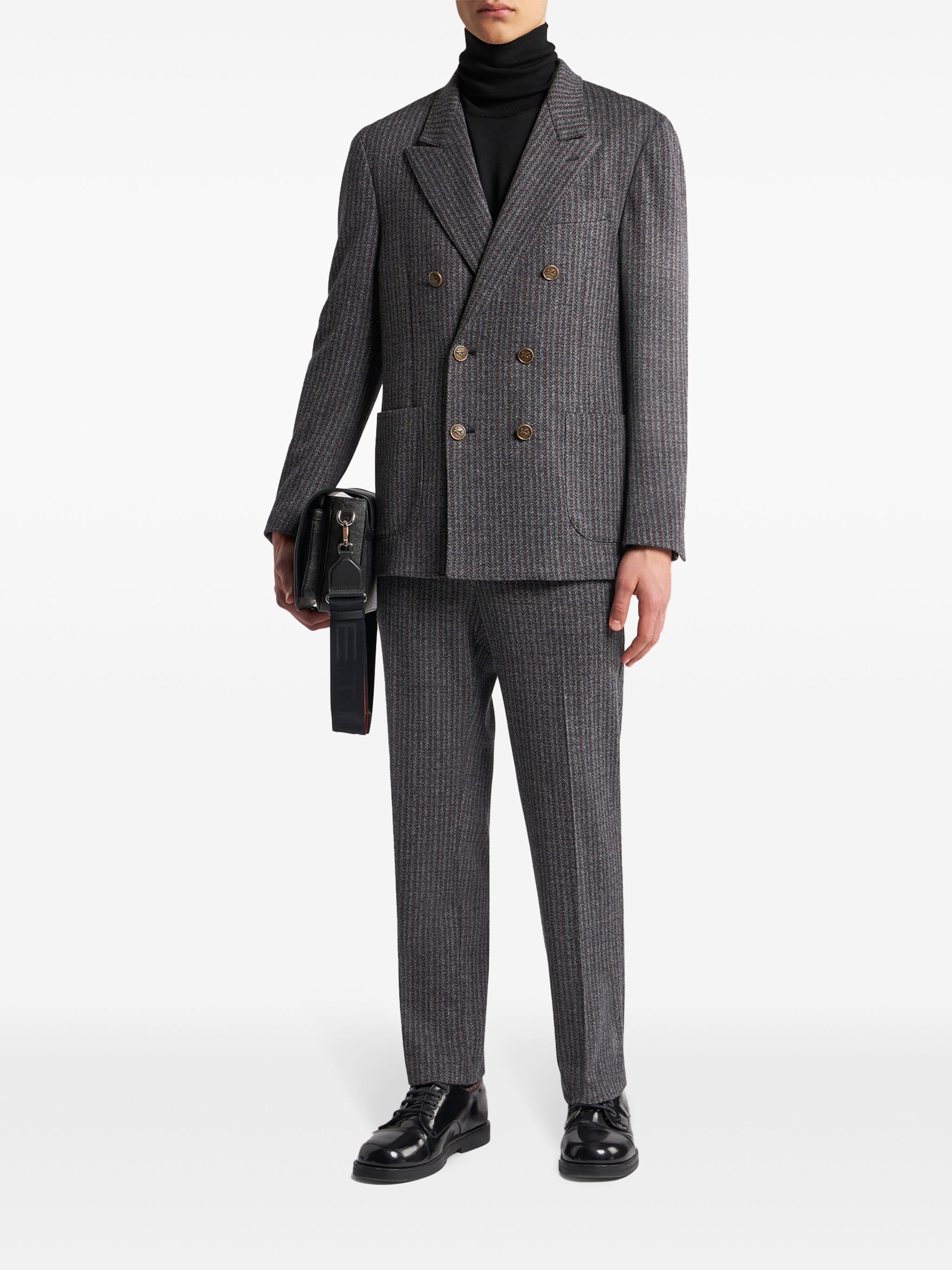 @ETRO