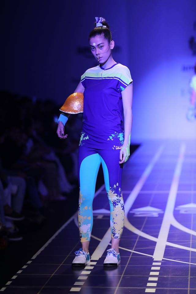 Look 5