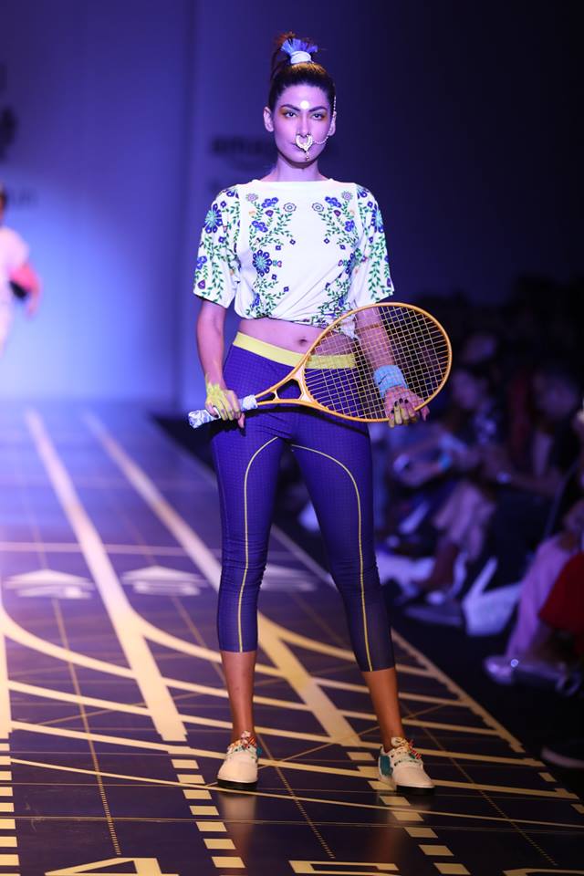 Look 8