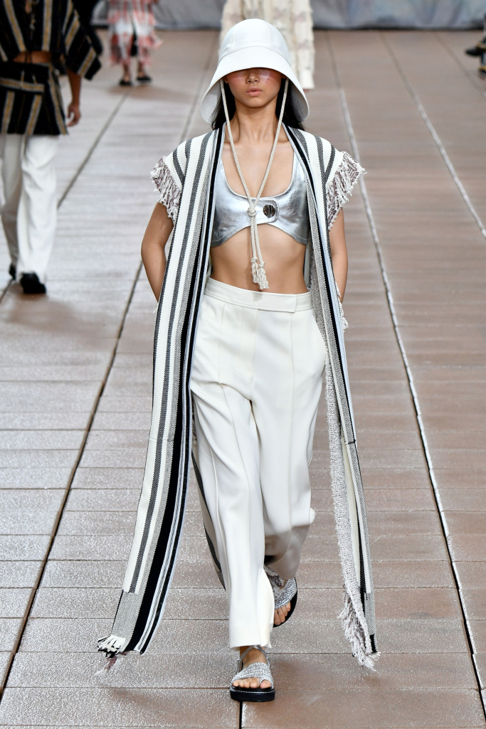 Look 8