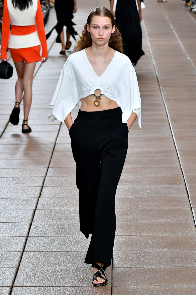 Look 27