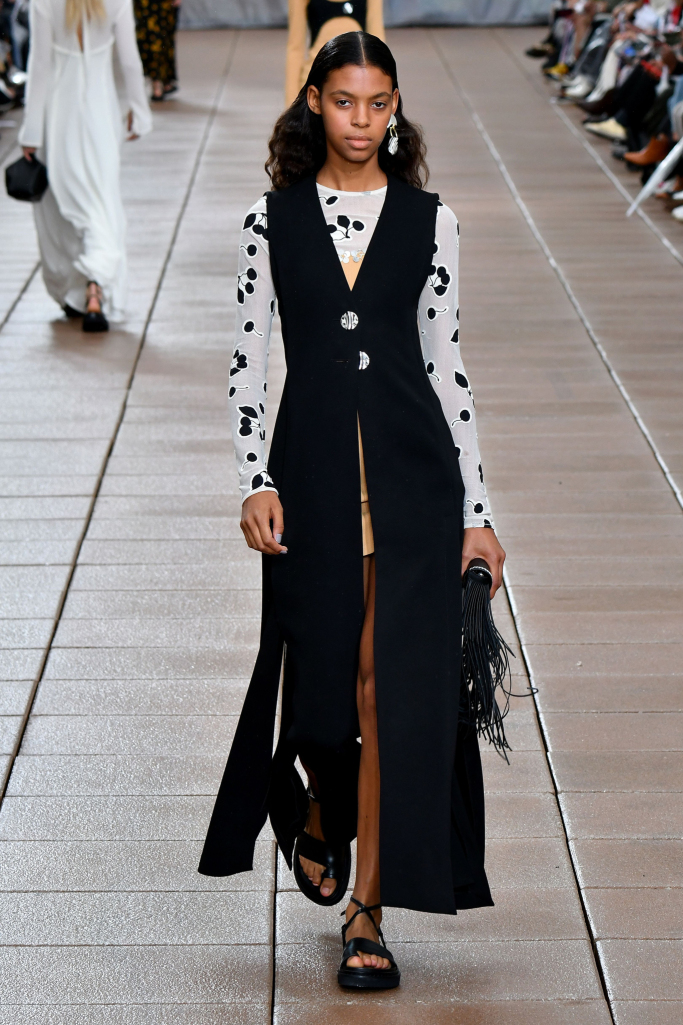 Look 32