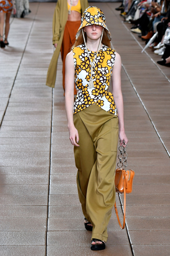 Look 38