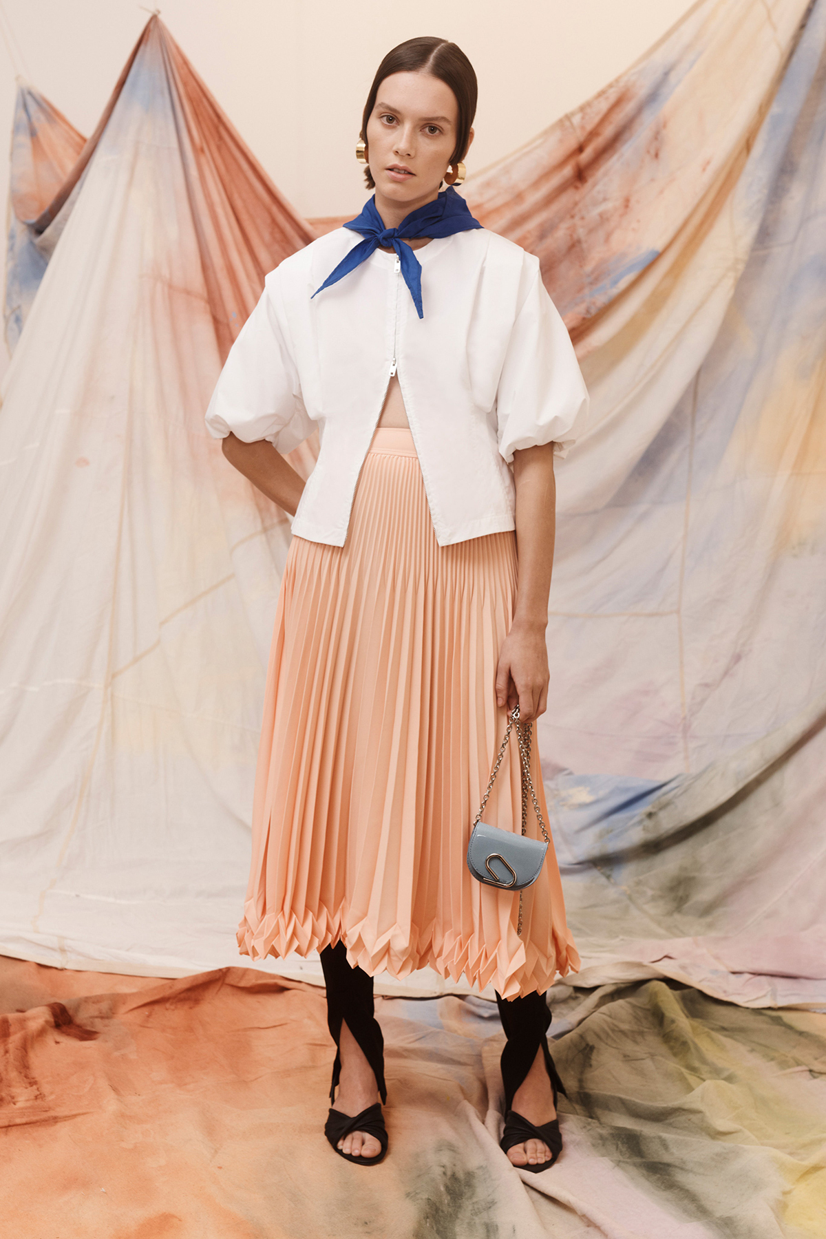 Look 18