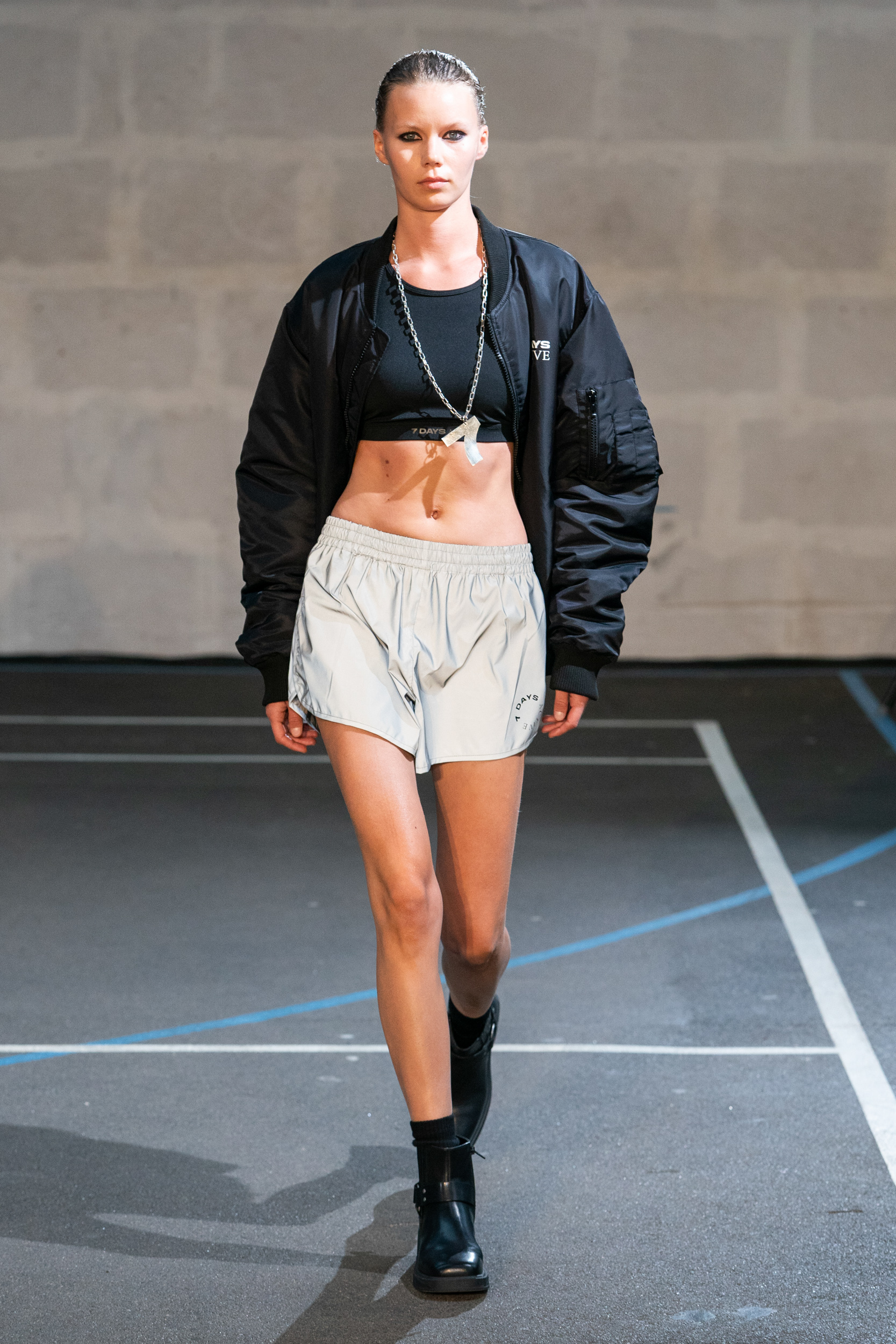 Look 5