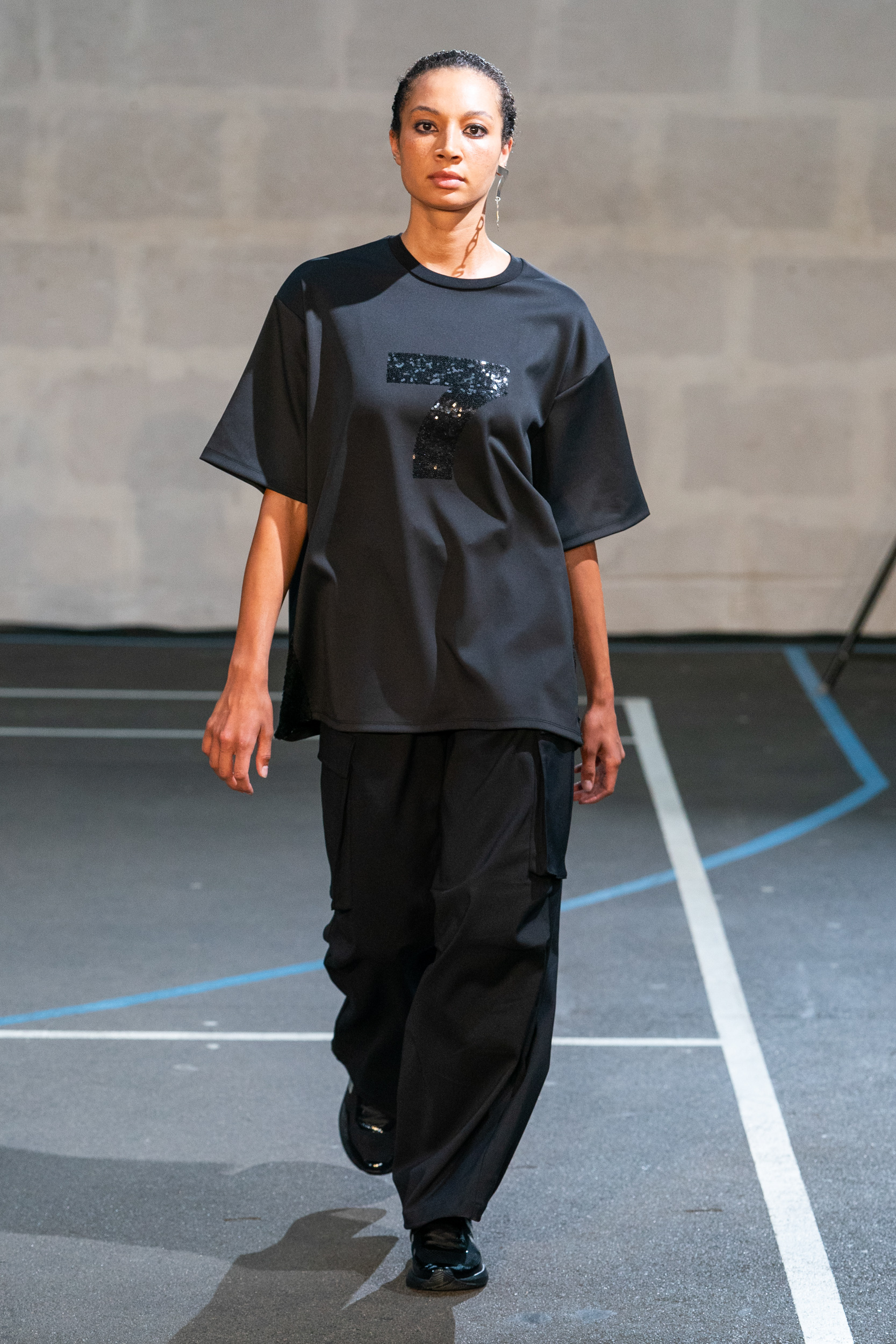 Look 10