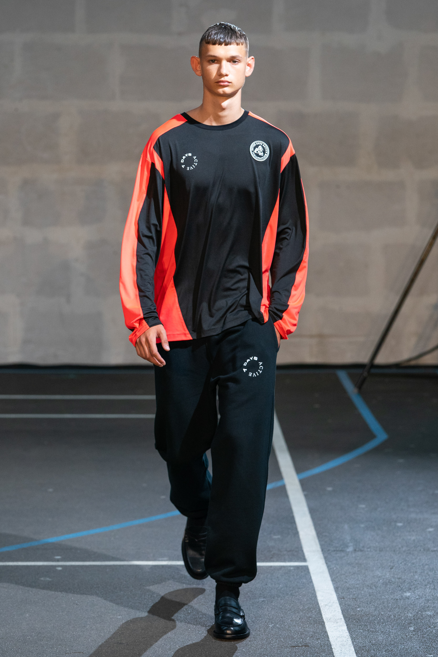Look 13