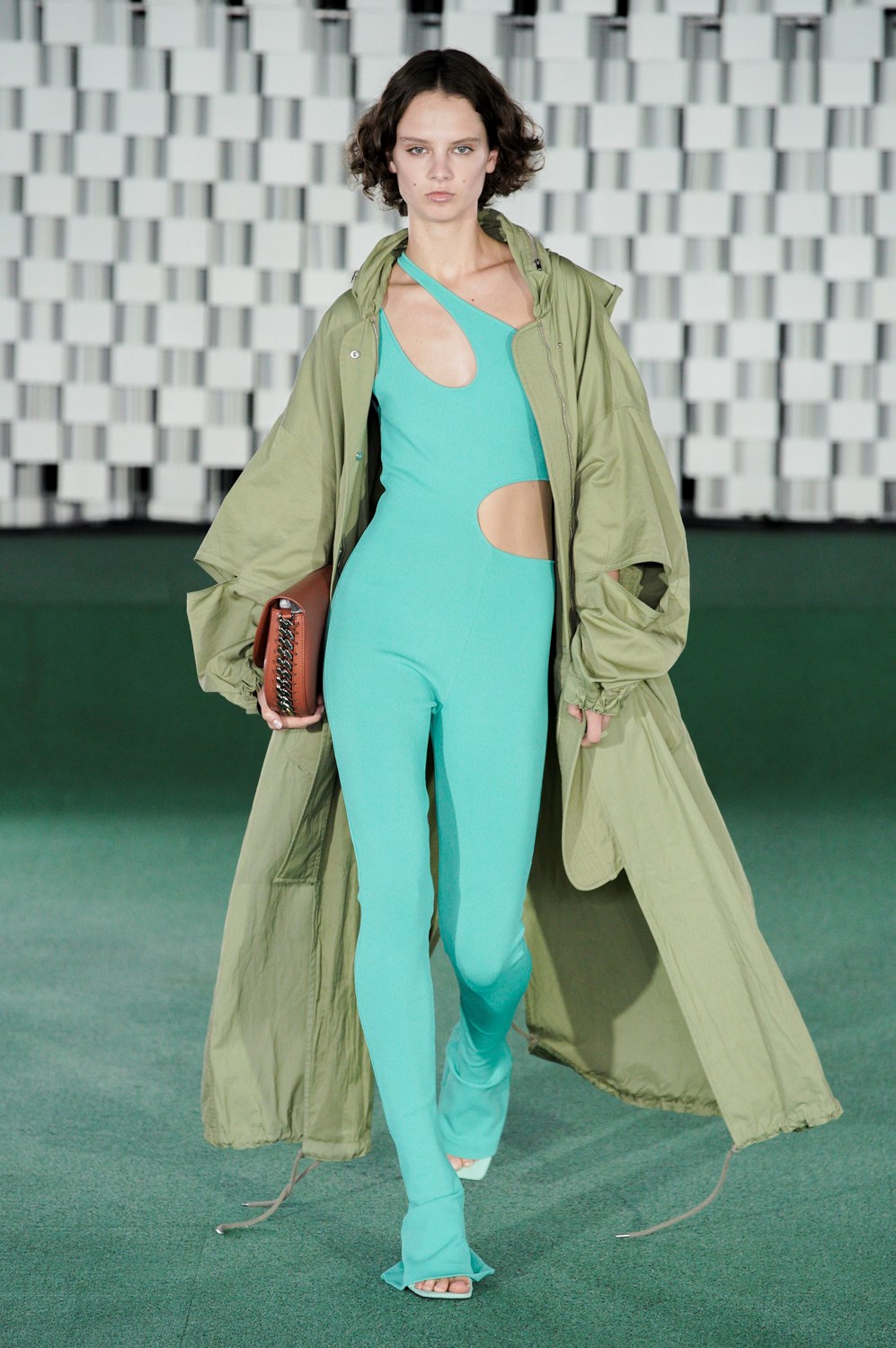 Look 8