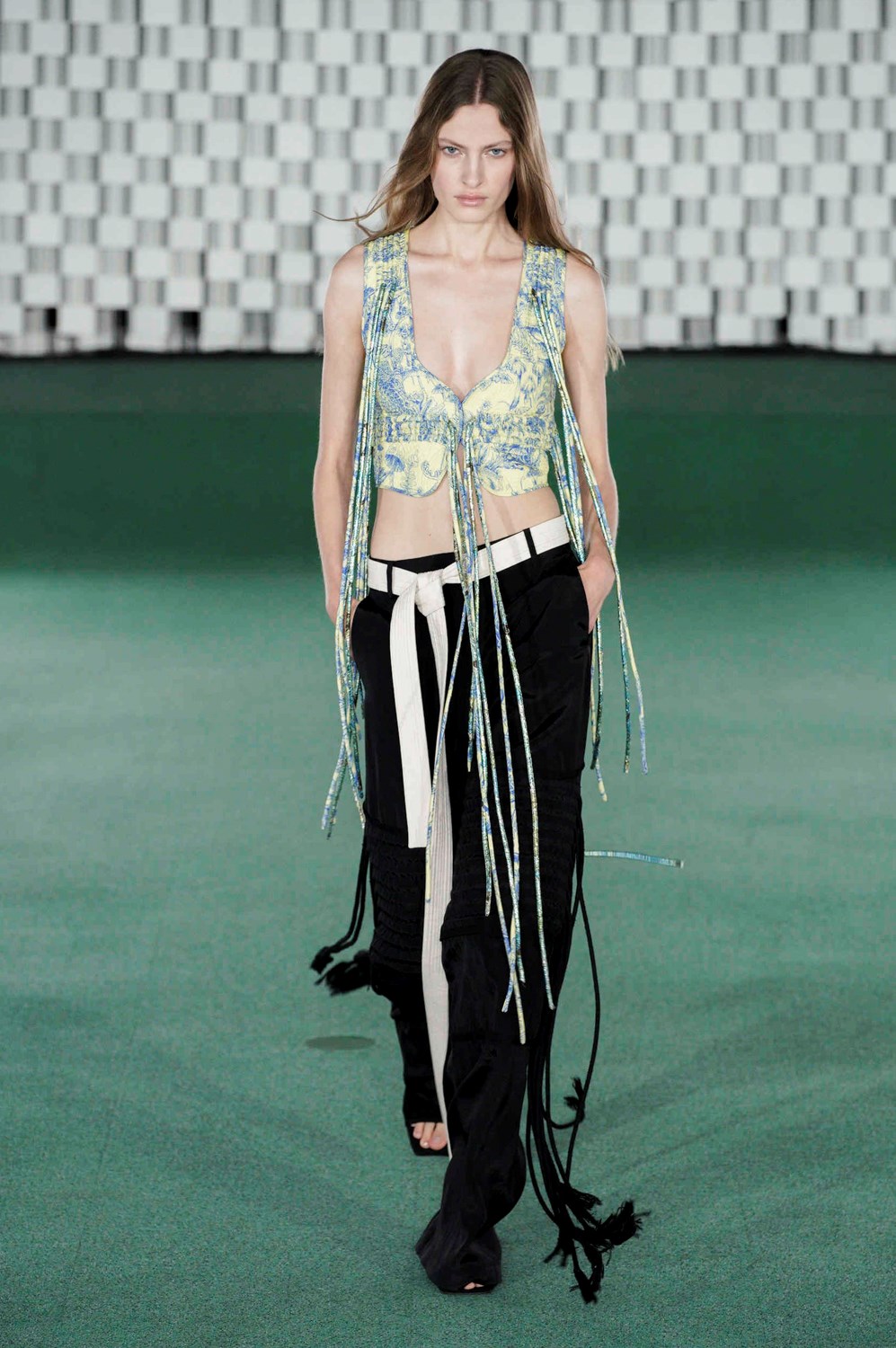 Look 9