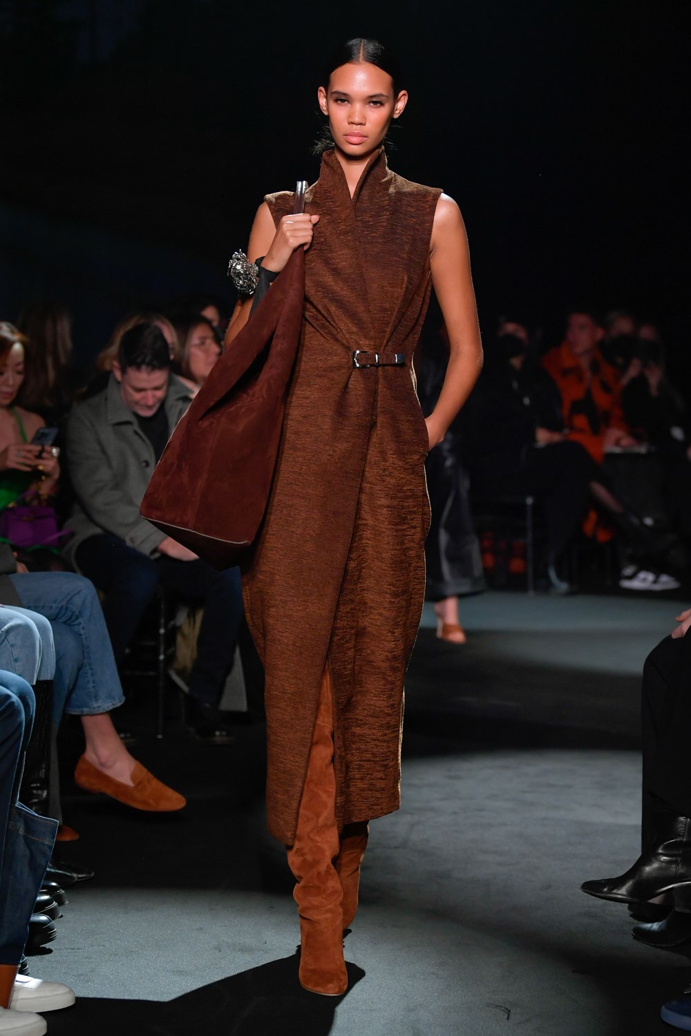Look 7