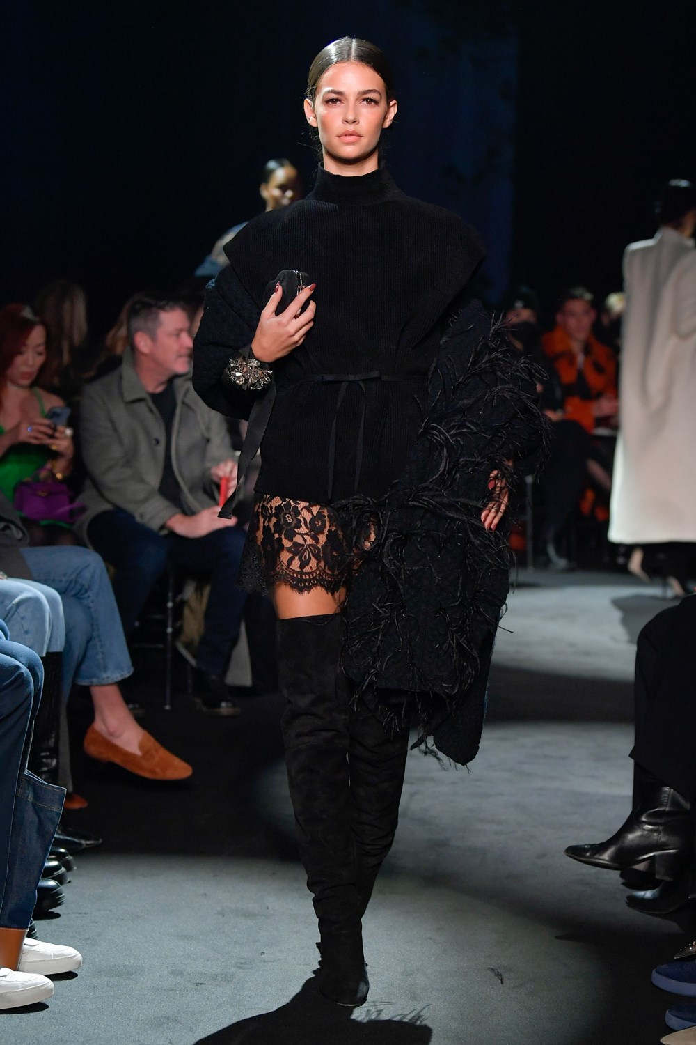 Look 10