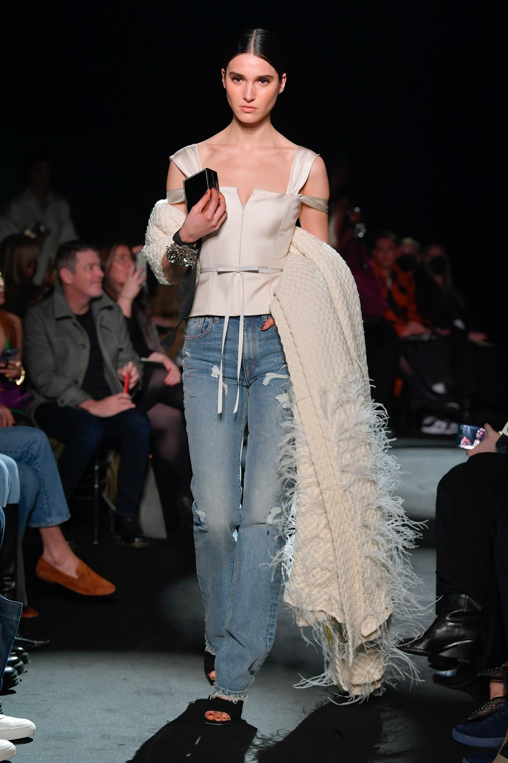 Look 15