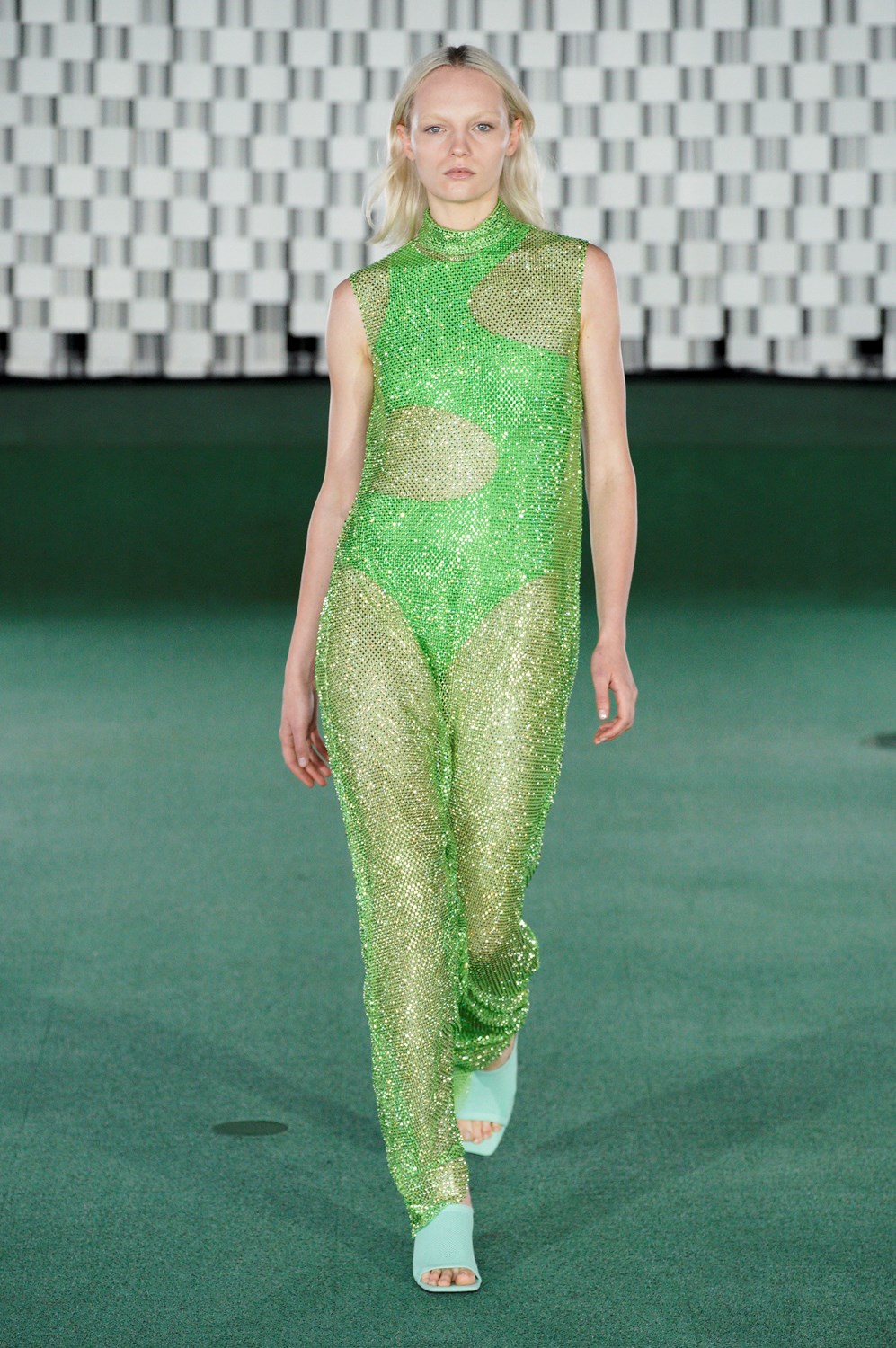 Look 28