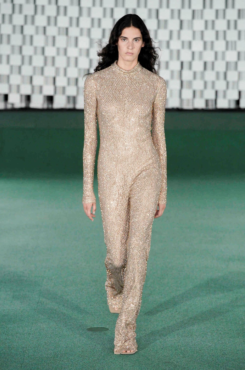 Look 32
