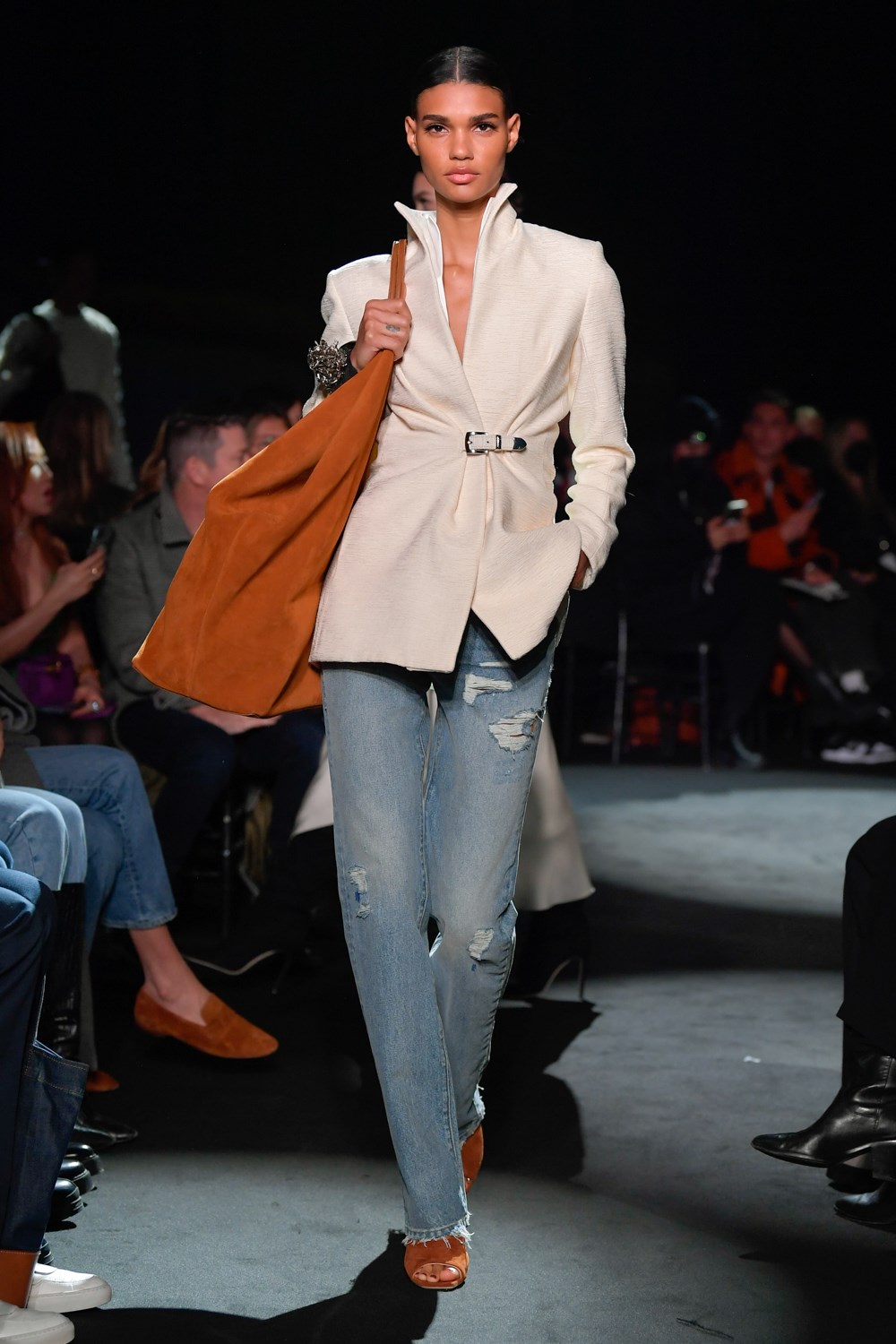 Look 18