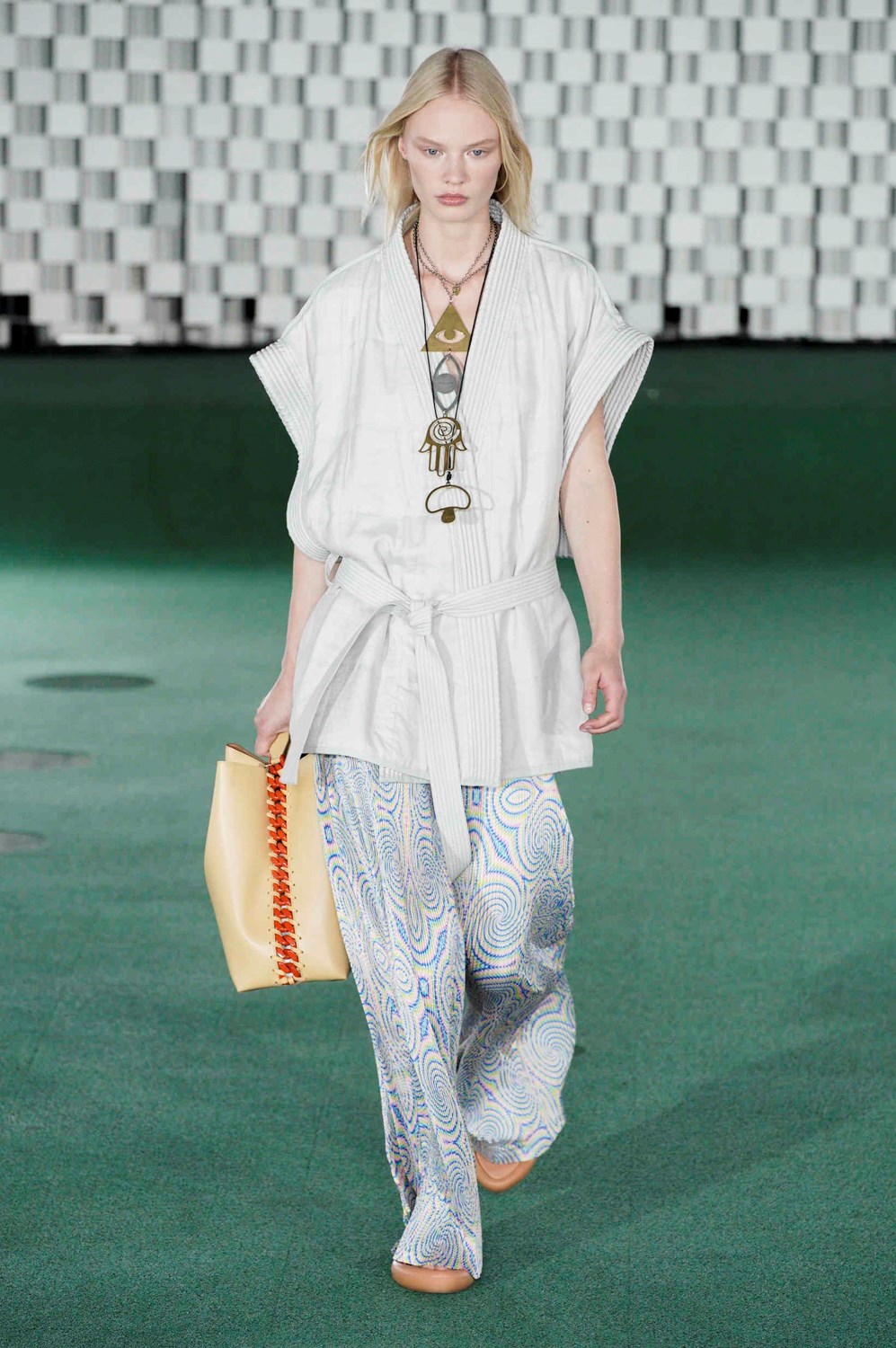 Look 33