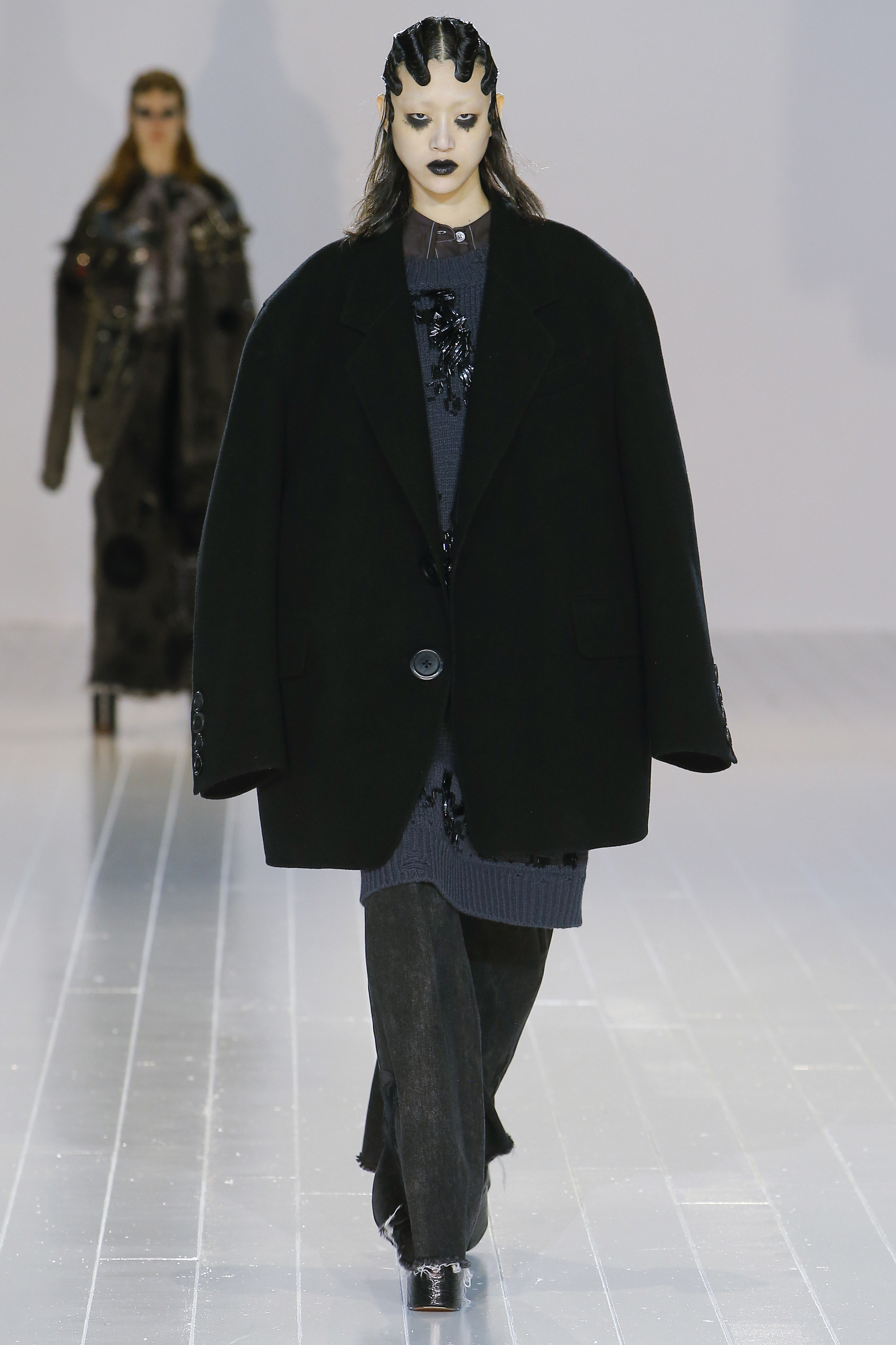 Look 9