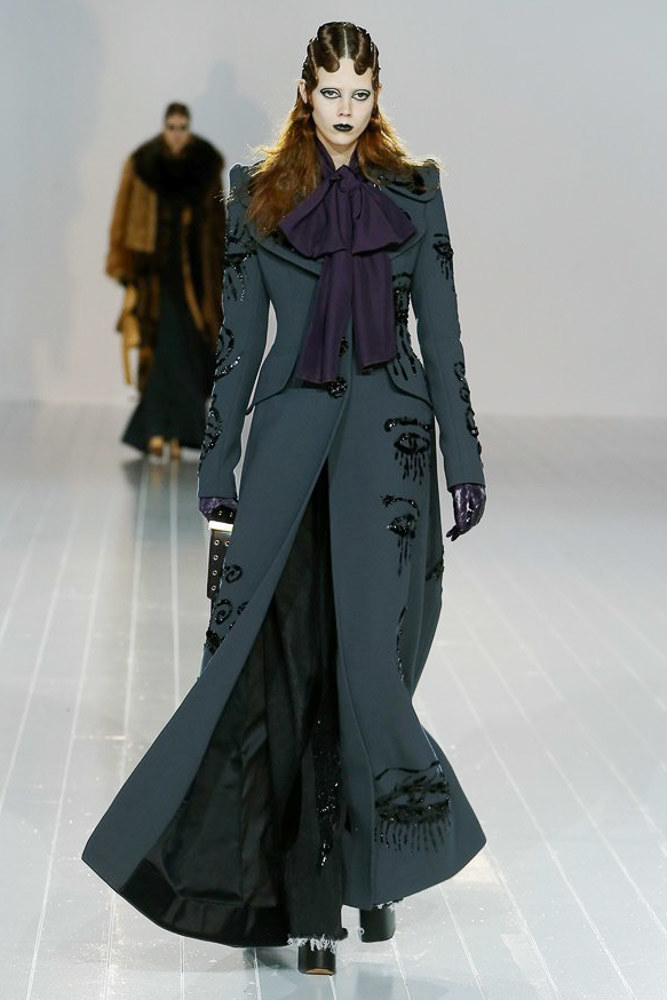 Look 24