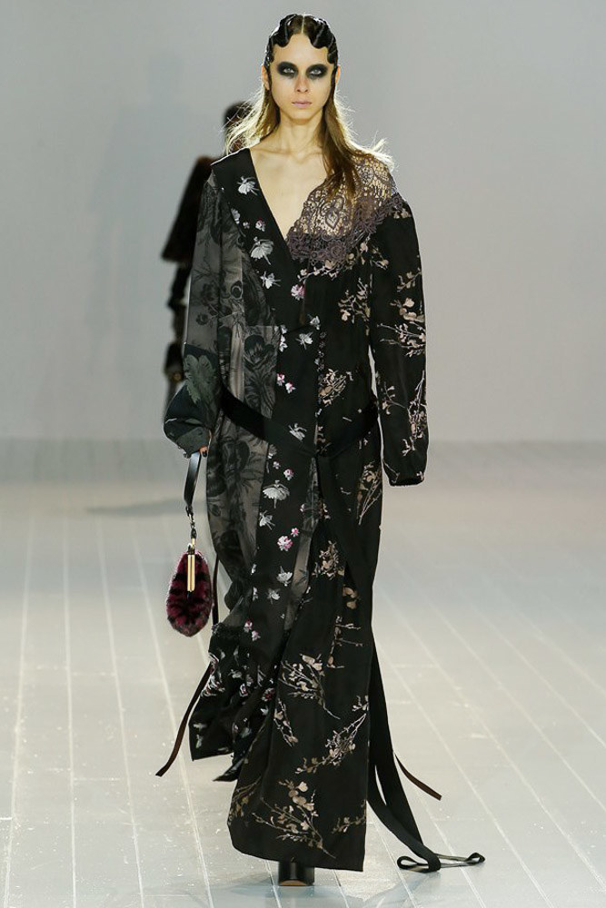 Look 28