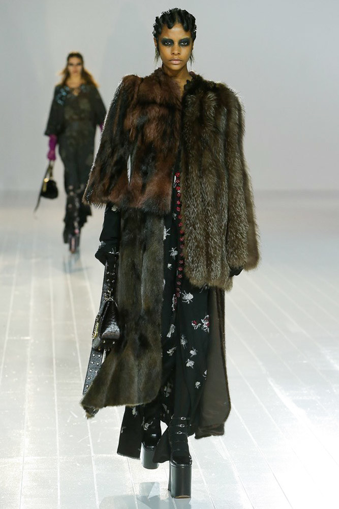 Look 29