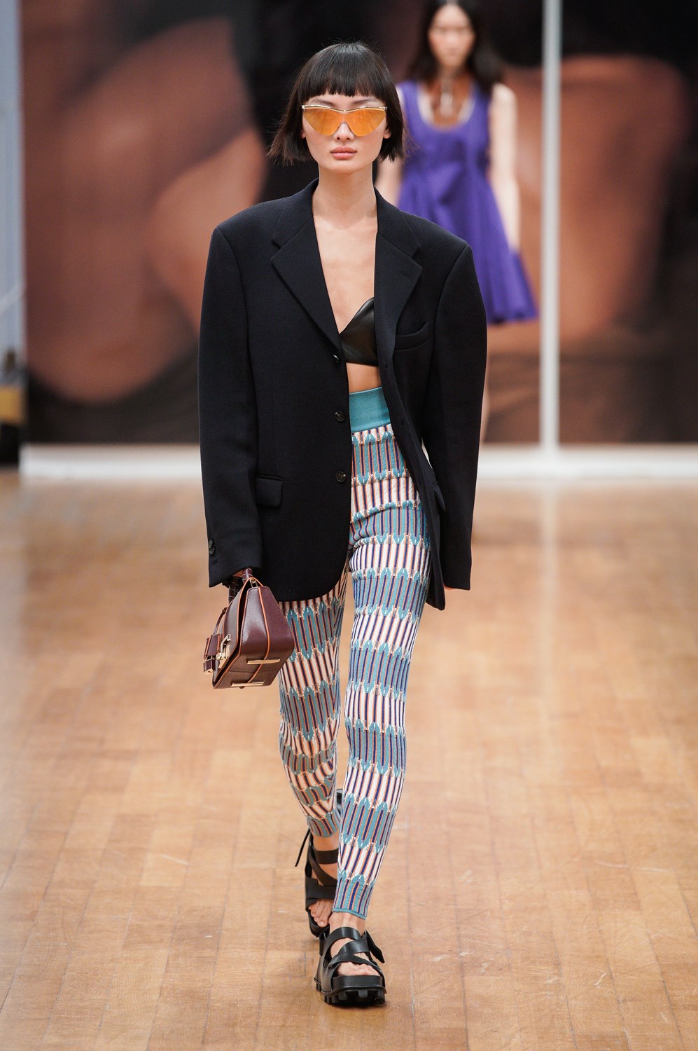 Look 18