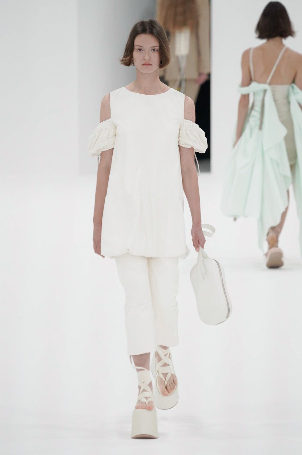 Look 14