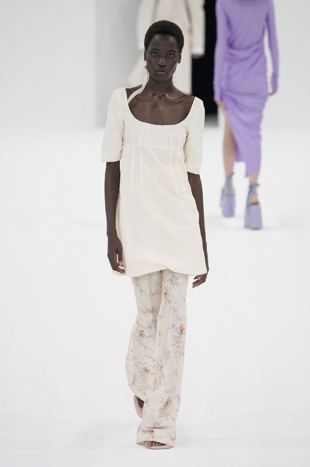 Look 27