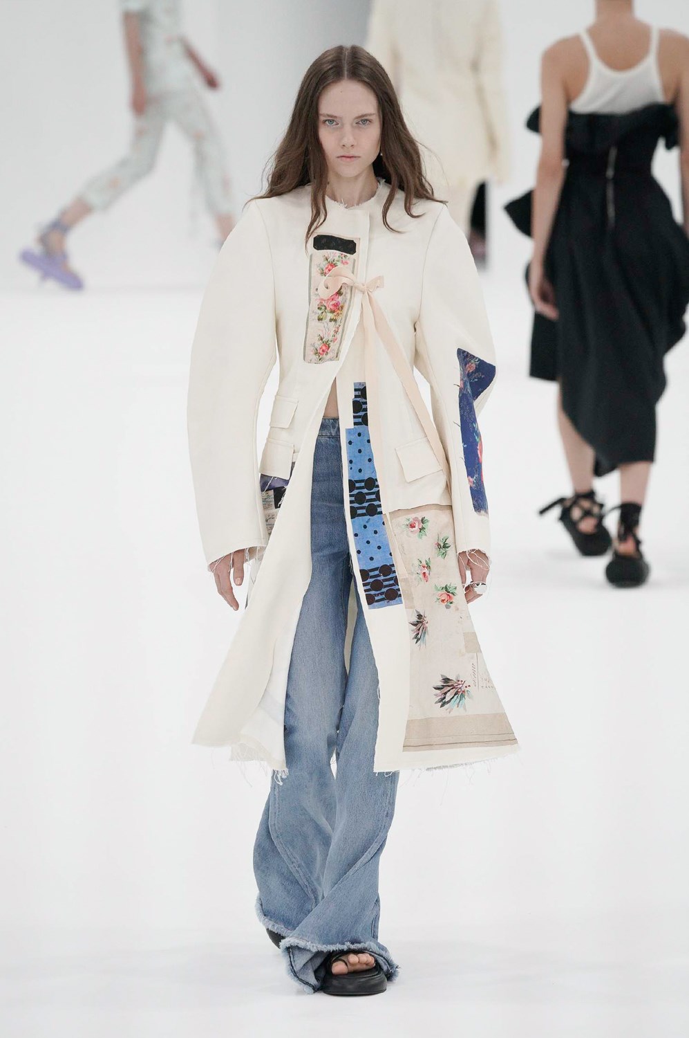 Look 32
