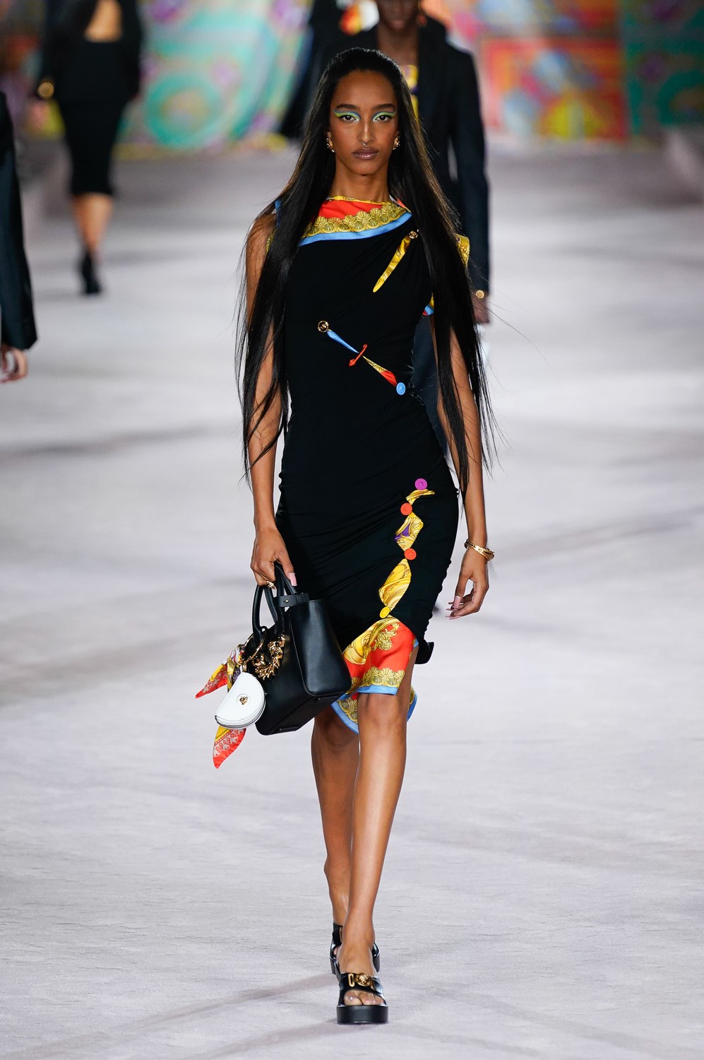 Look 5