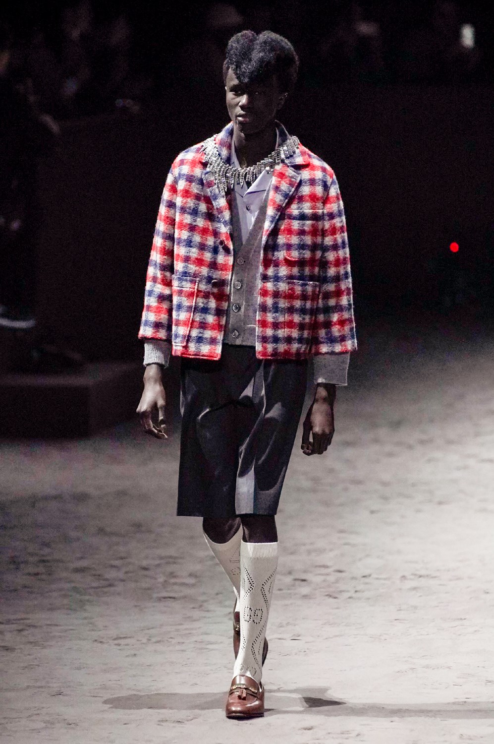 Look 13