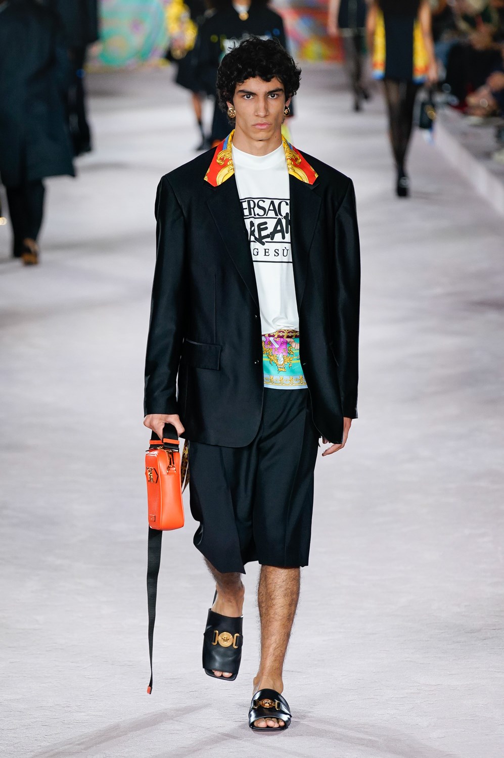 Look 7
