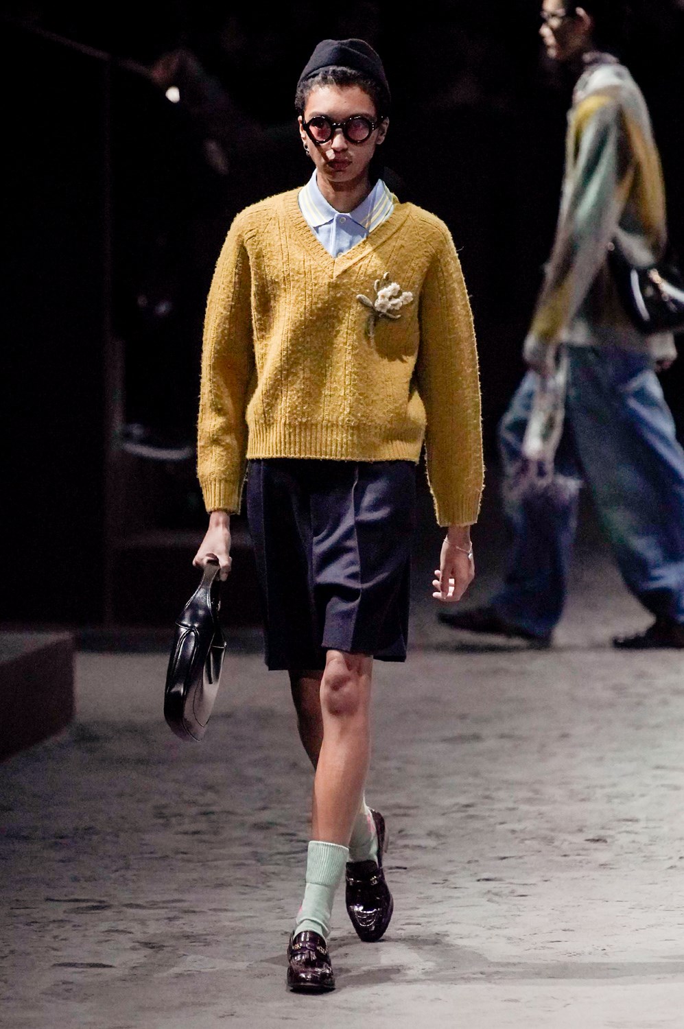 Look 18