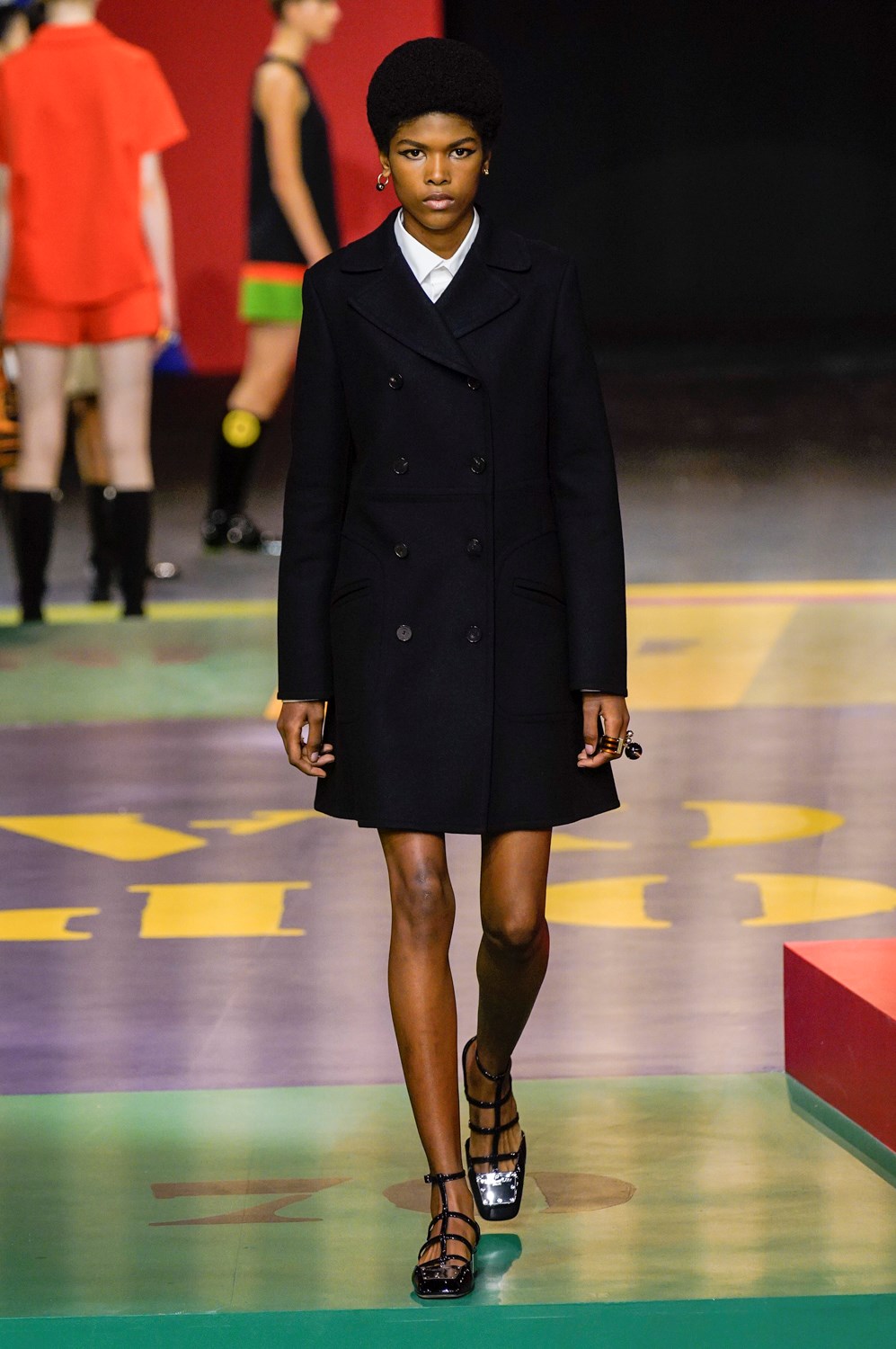 Look 10