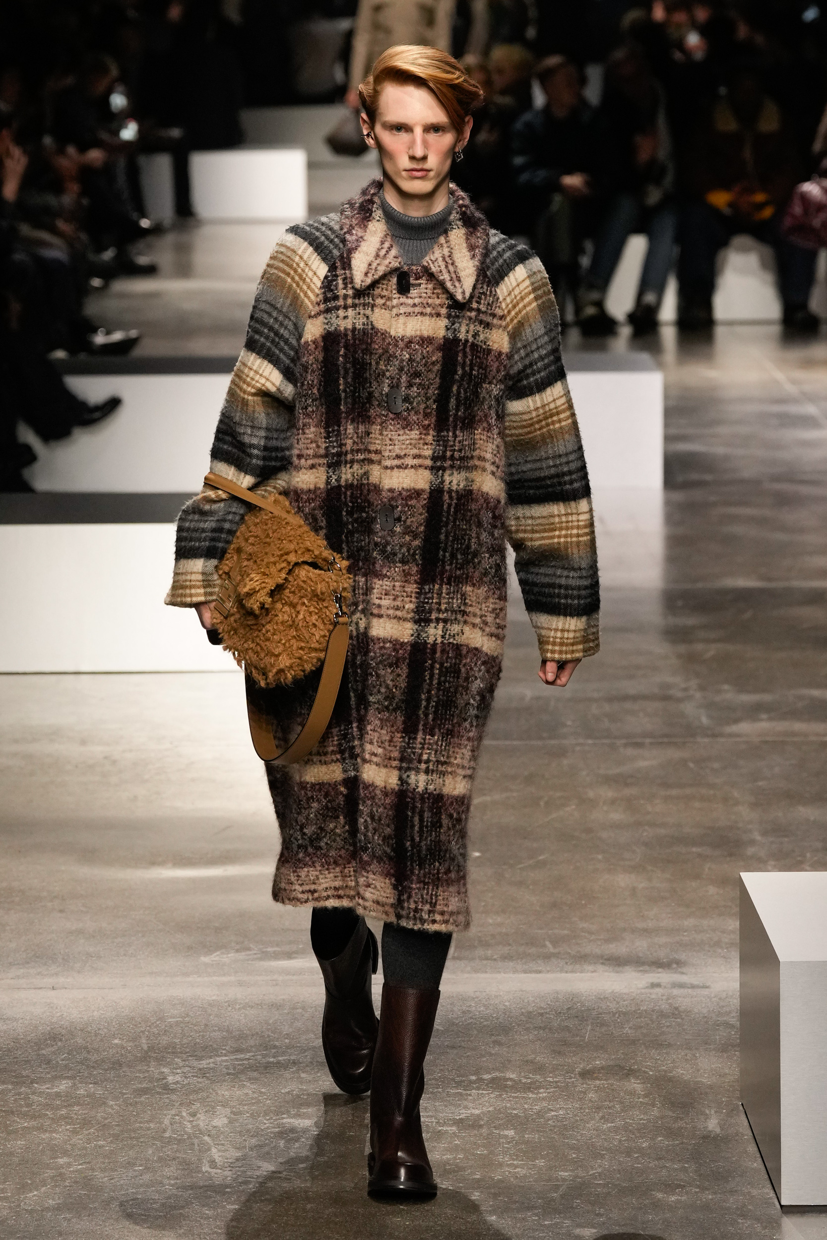 Look 9